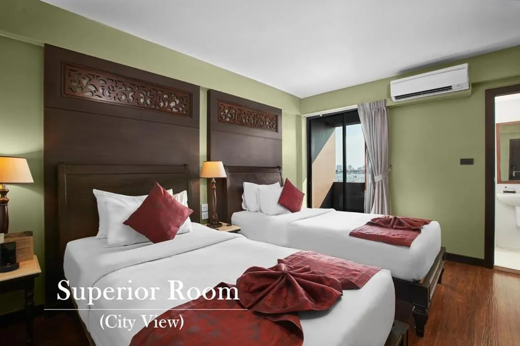 Bedroom, Bed in Baan Wanglang Riverside, Bangkok