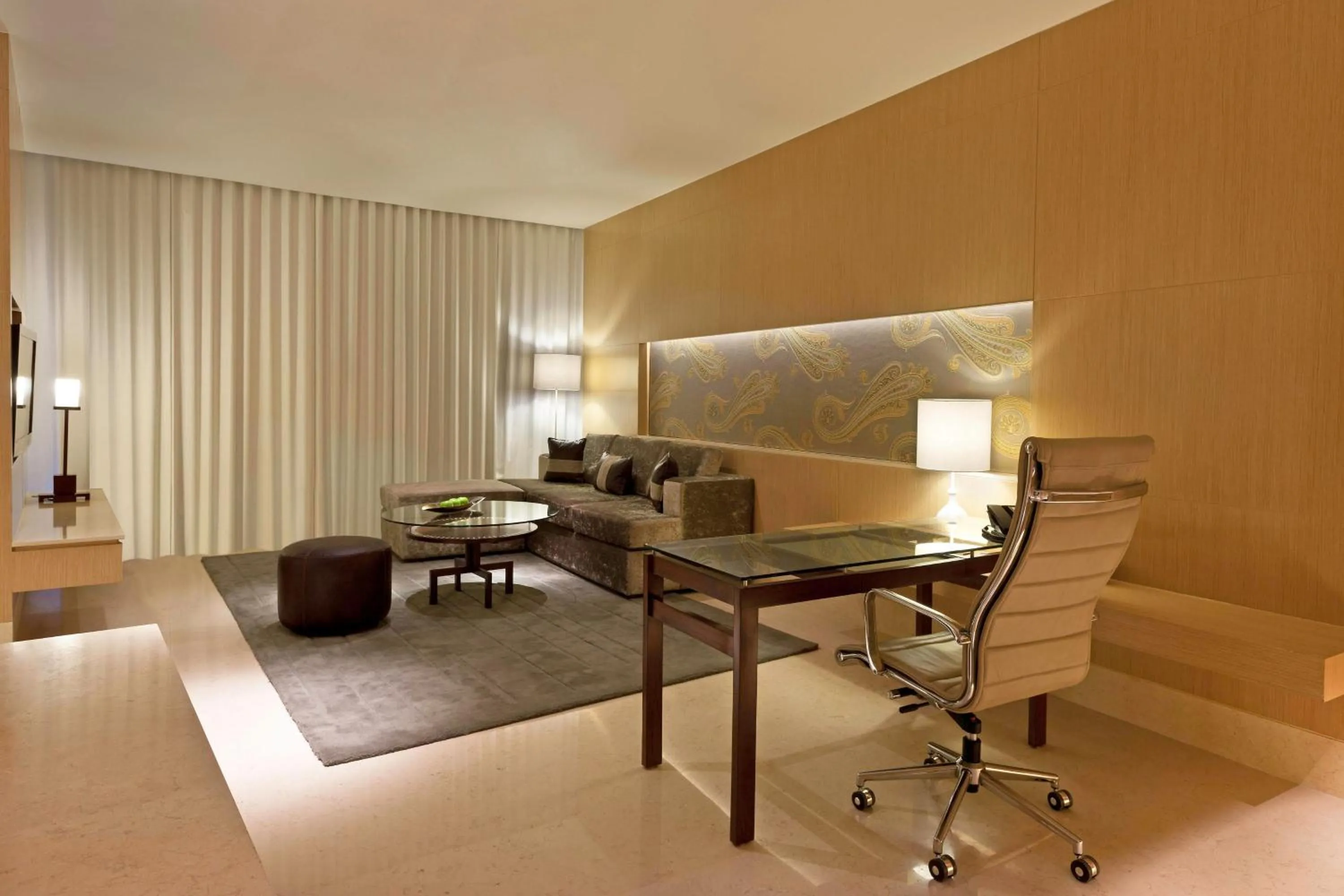 Living room in The Westin Gurgaon, New Delhi
