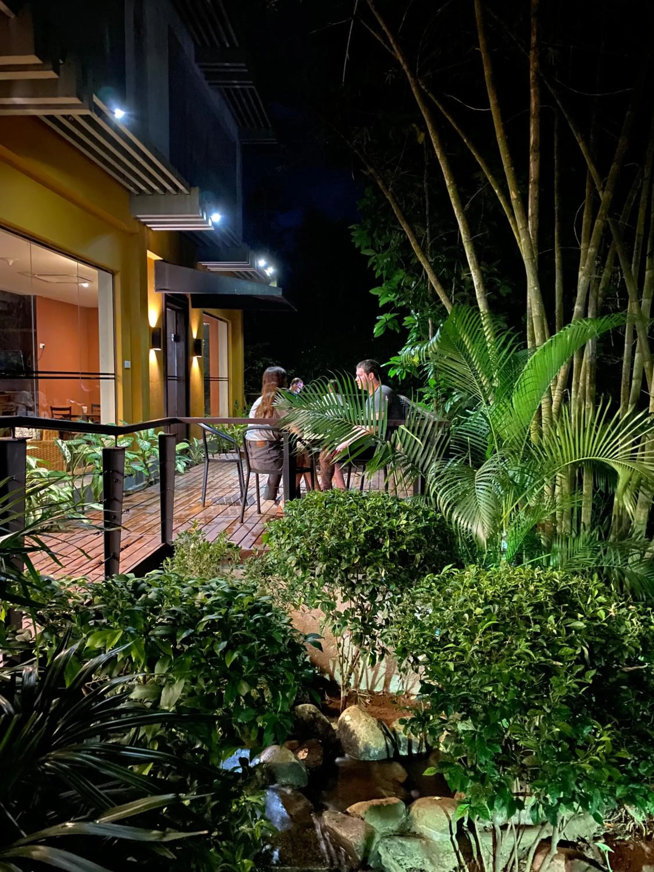Restaurant/places to eat in Grand Udawalawe Safari Resort
