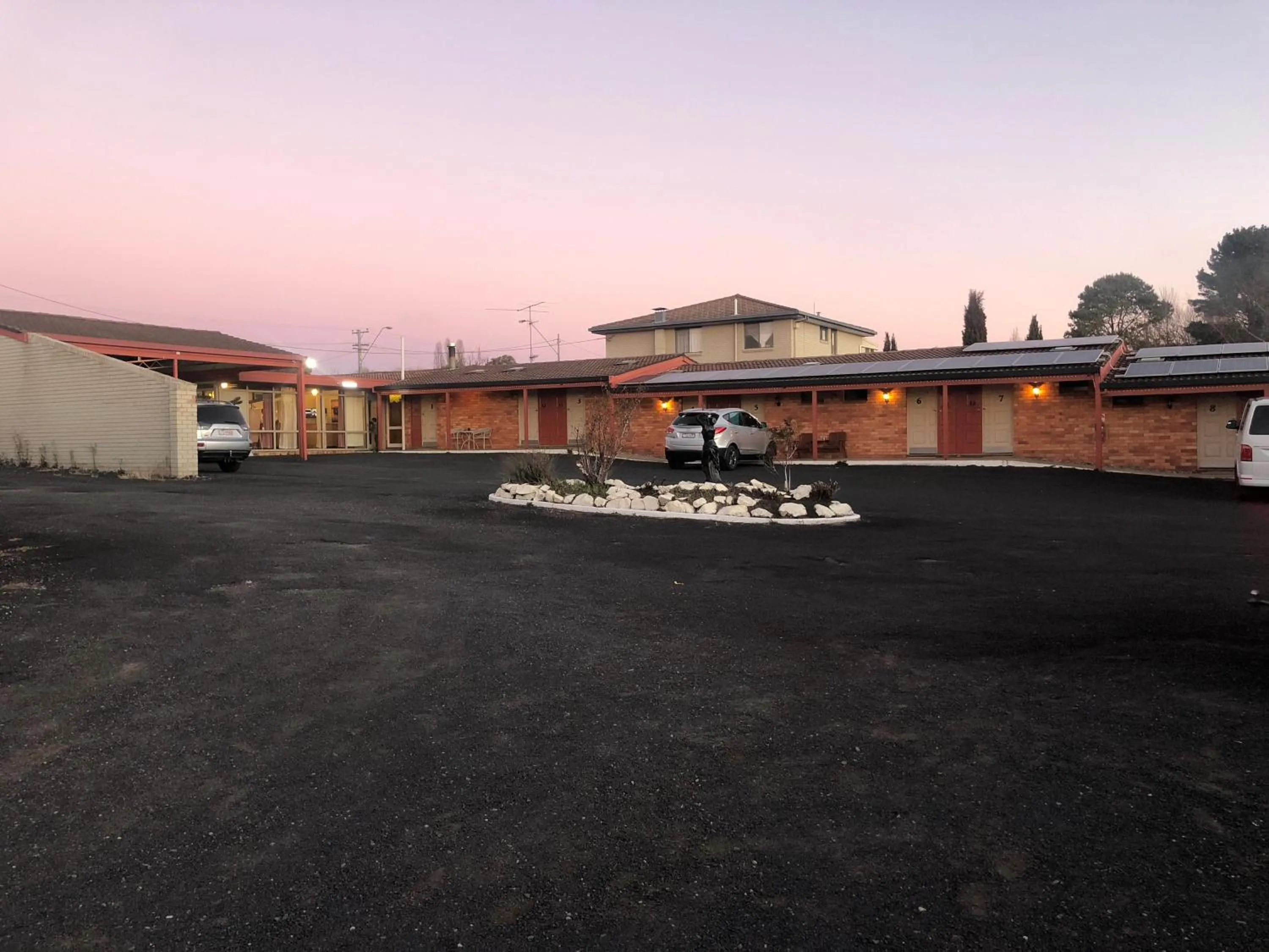 Parking in Anna Bella Motel Glen Innes