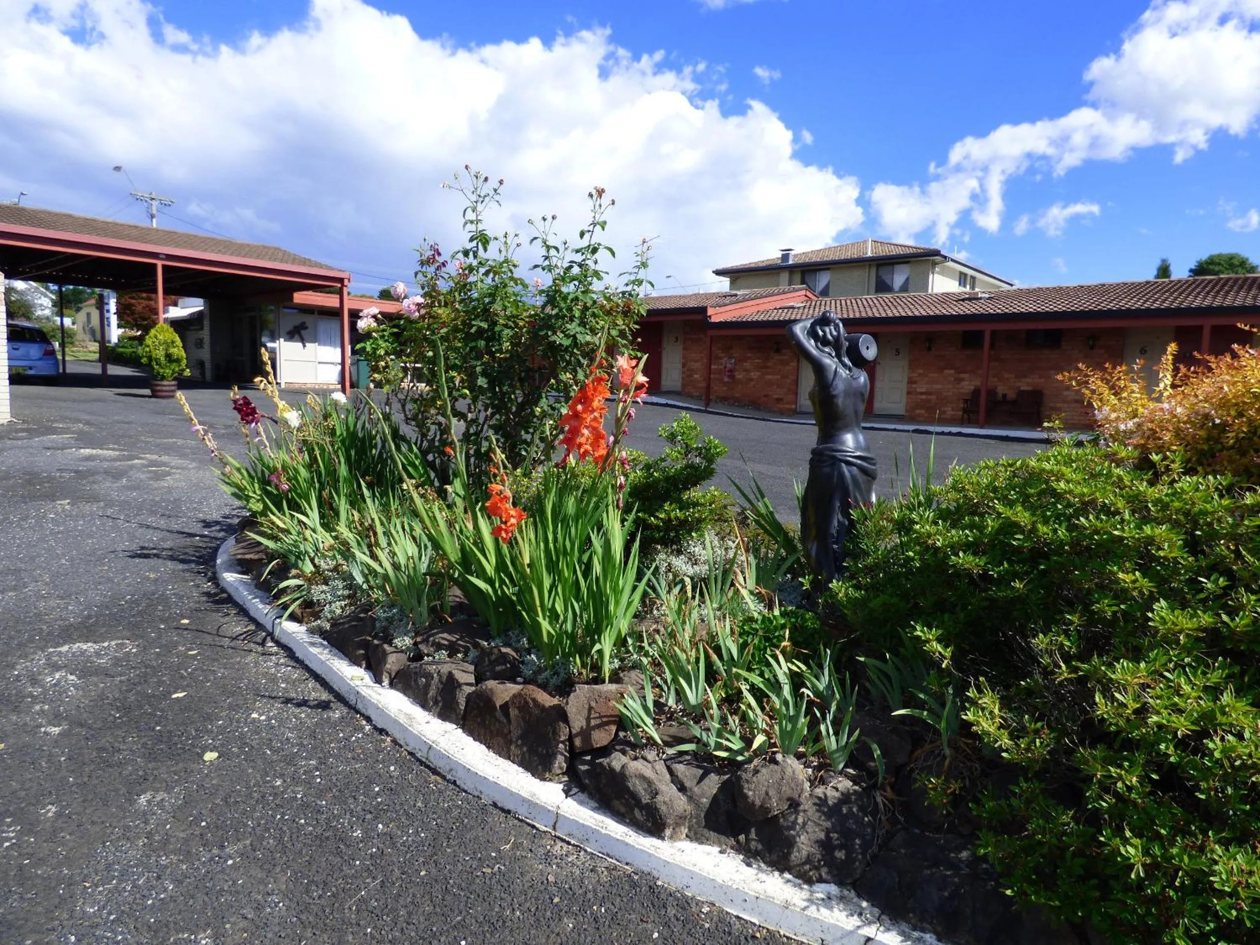 Garden view in Anna Bella Motel Glen Innes