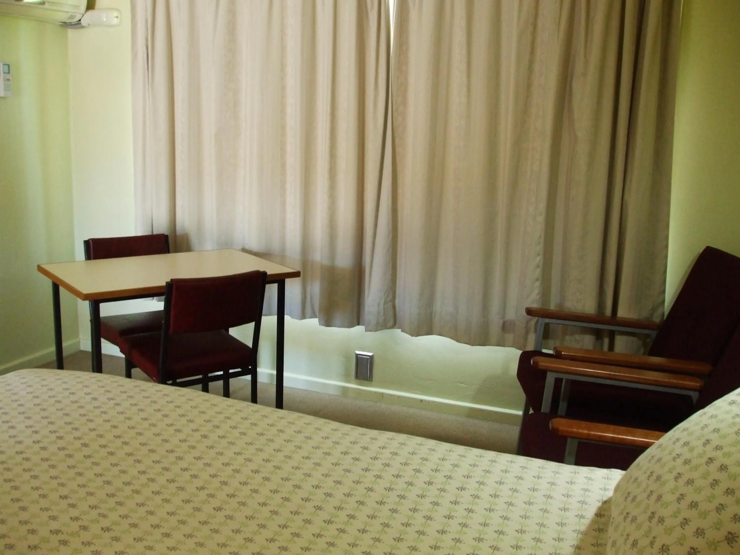 Bedroom, Bed in Anna Bella Motel Glen Innes