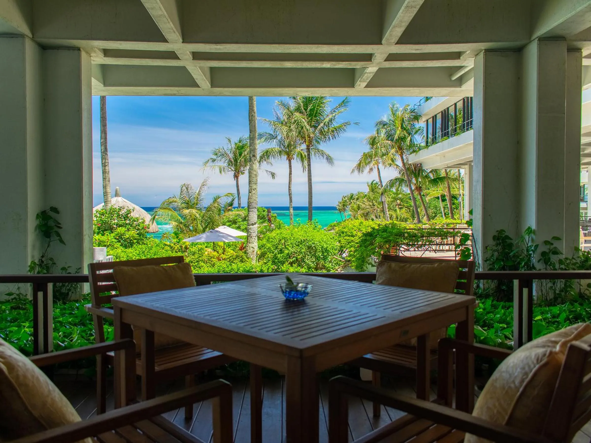 Day in The Moon Beach Museum Resort