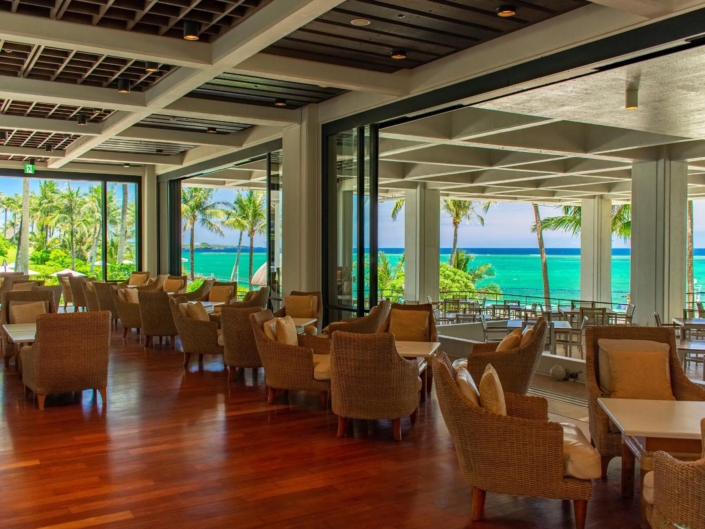 Day in The Moon Beach Museum Resort