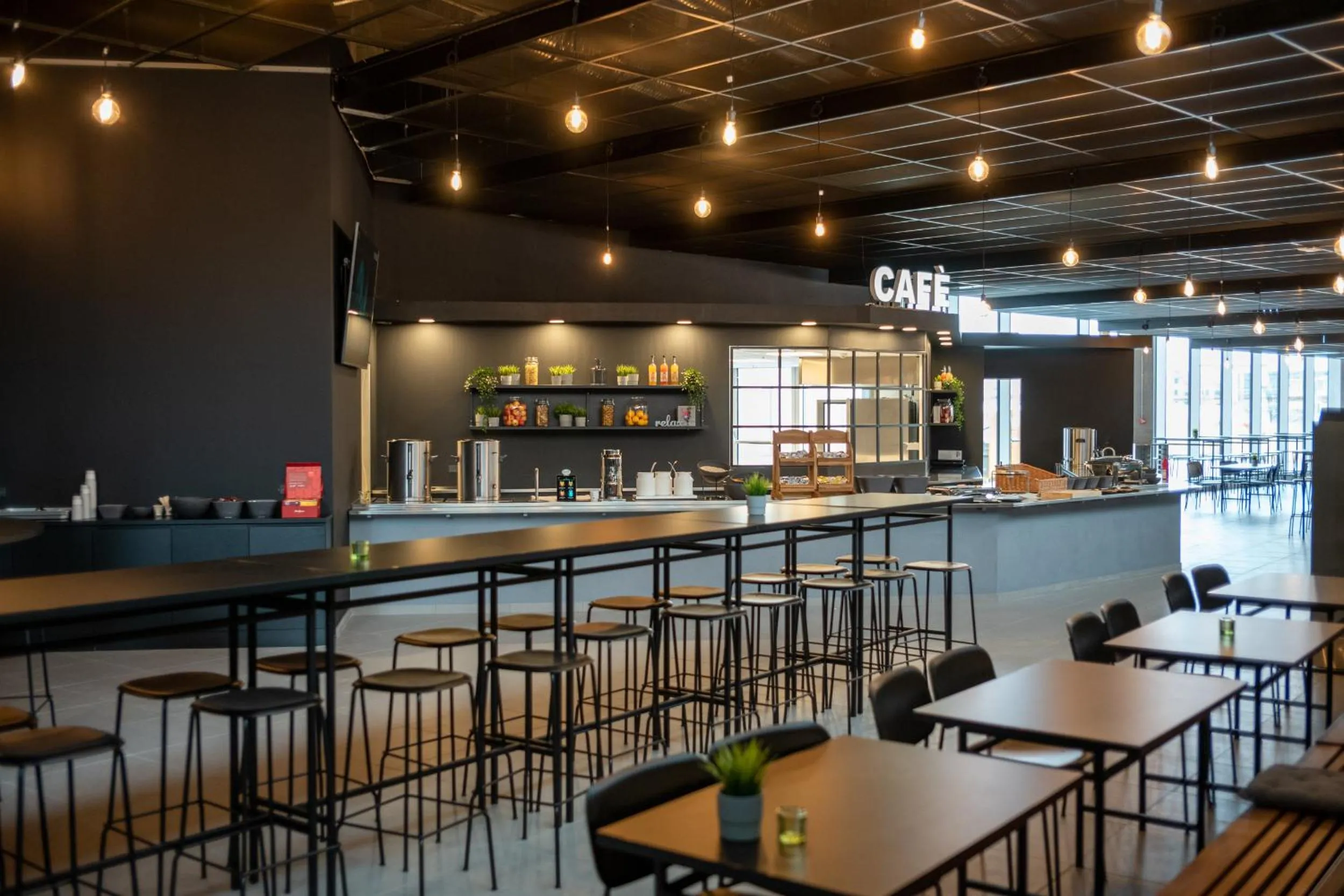 Restaurant/places to eat in Cabinn Copenhagen