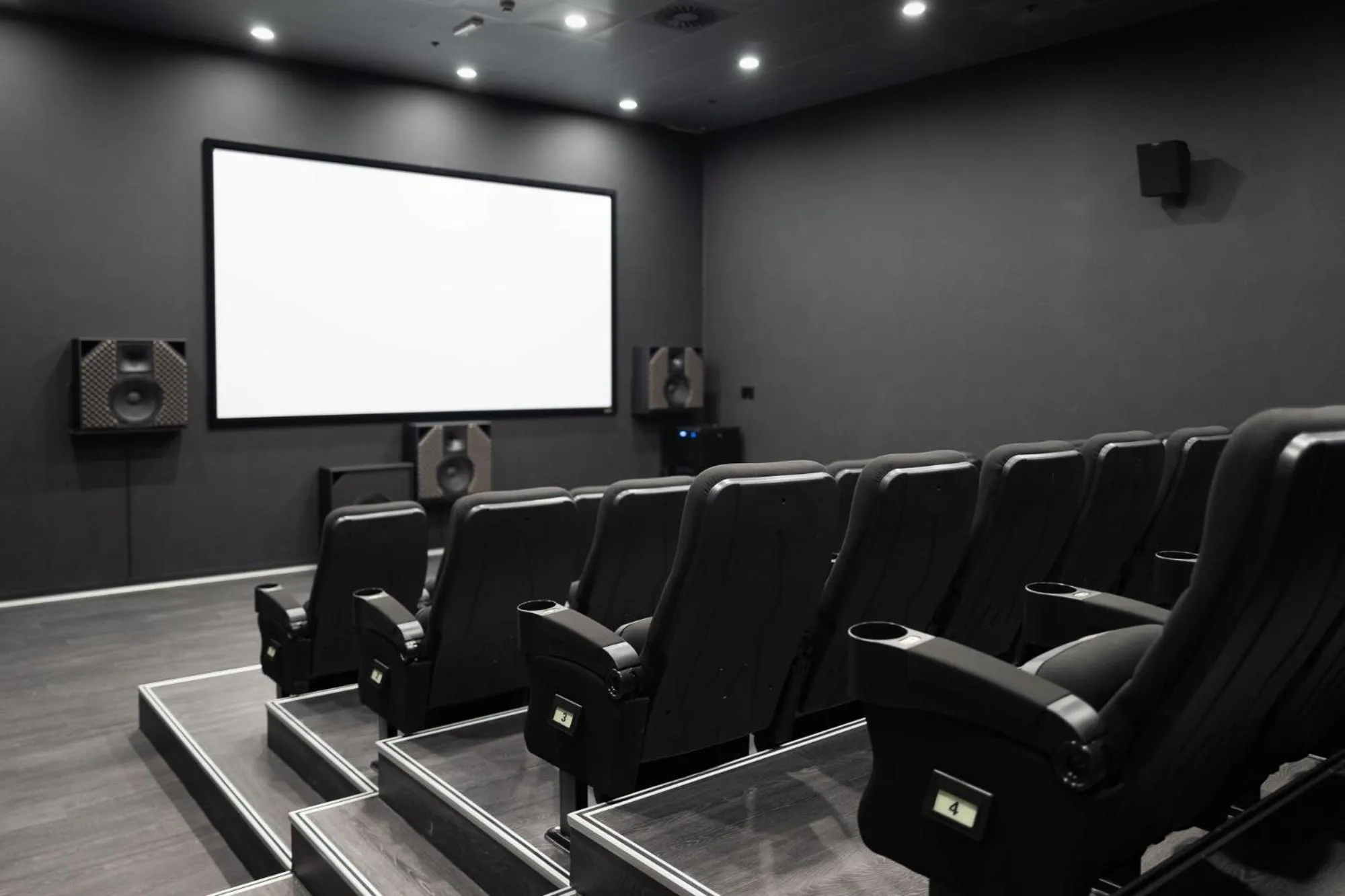 Seating area in Cabinn Copenhagen