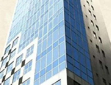 Facade/entrance in West Inn