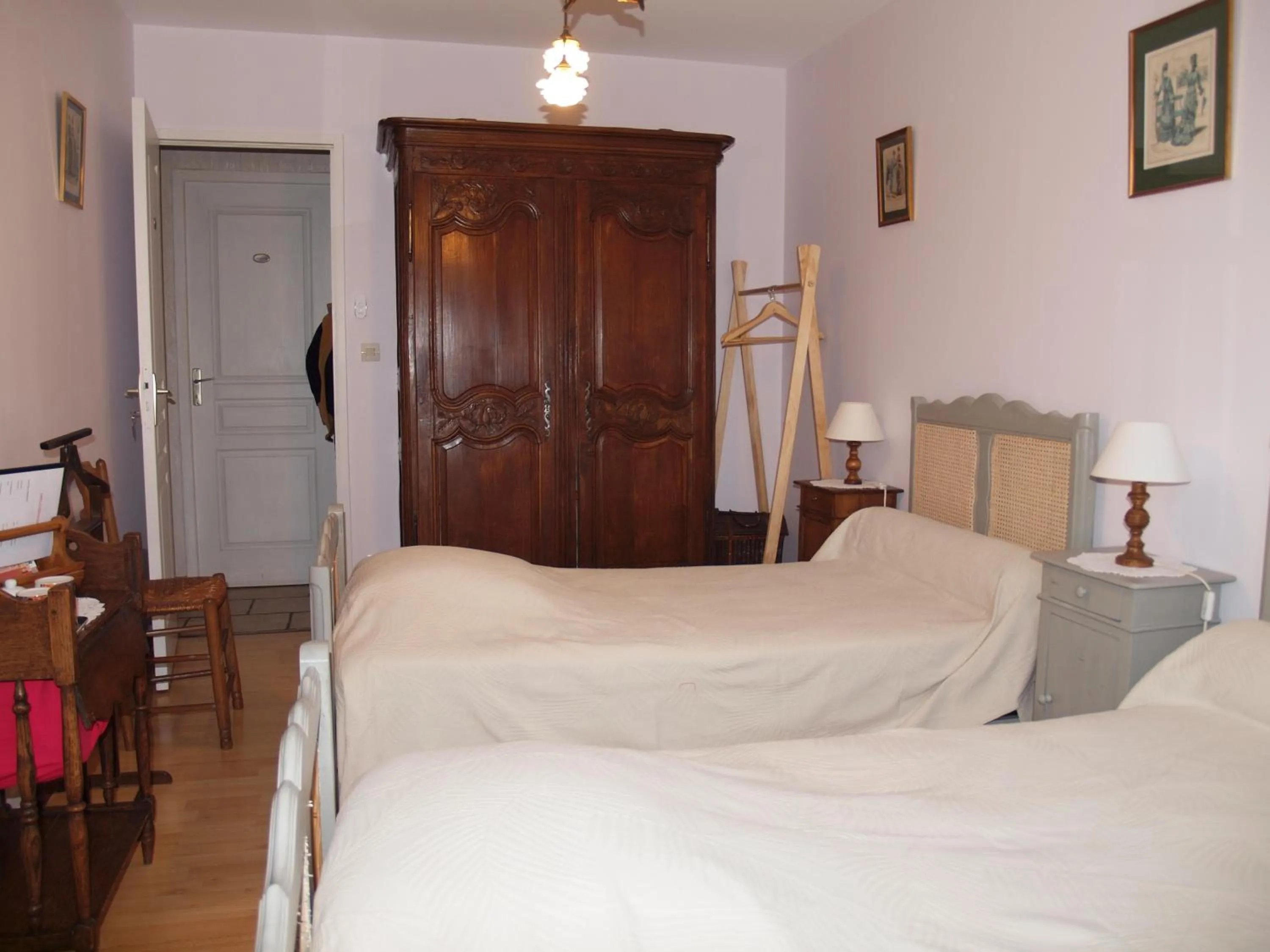 Bed in LA TRANQUILITE