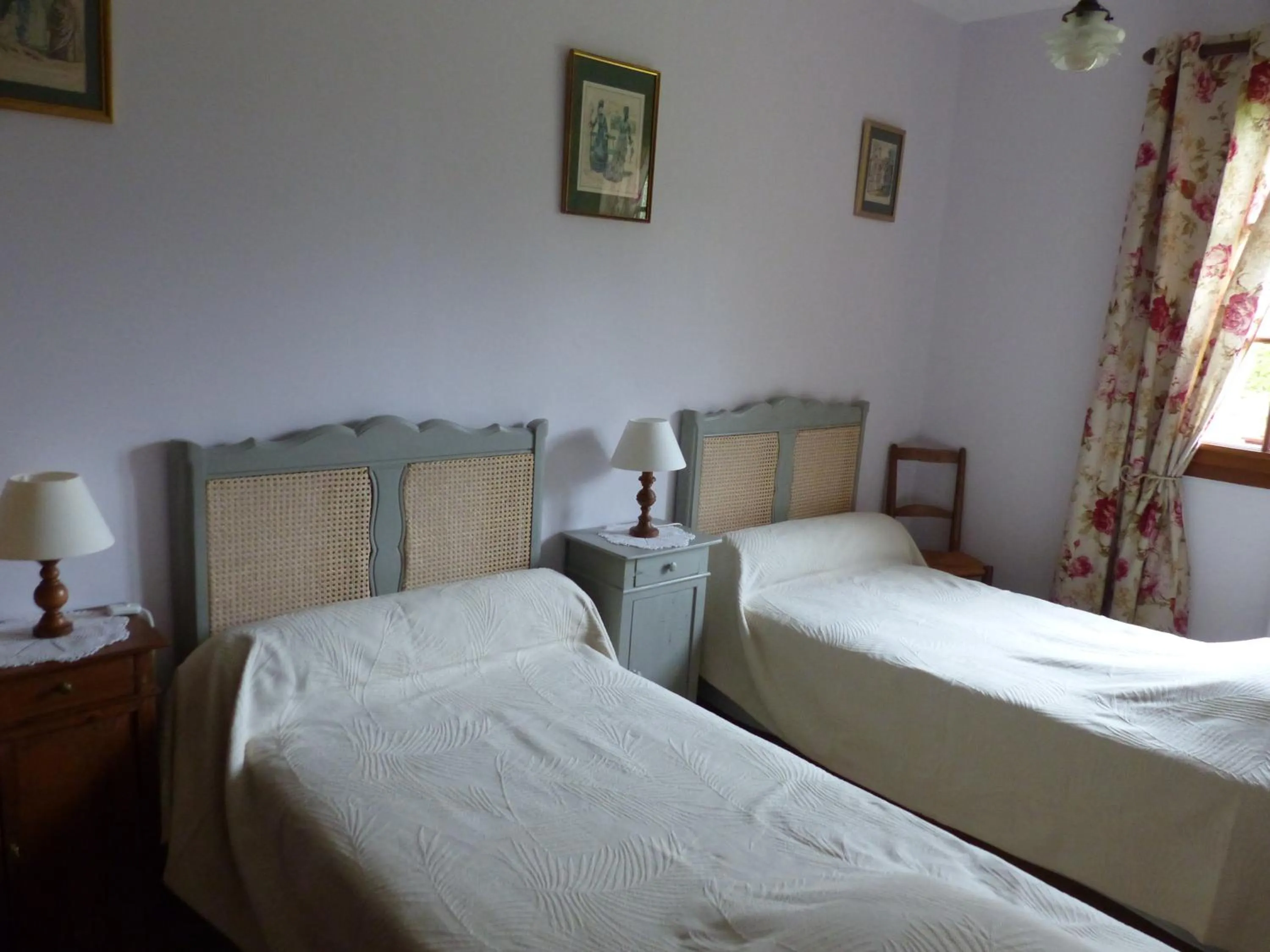 Photo of the whole room, Bed in LA TRANQUILITE