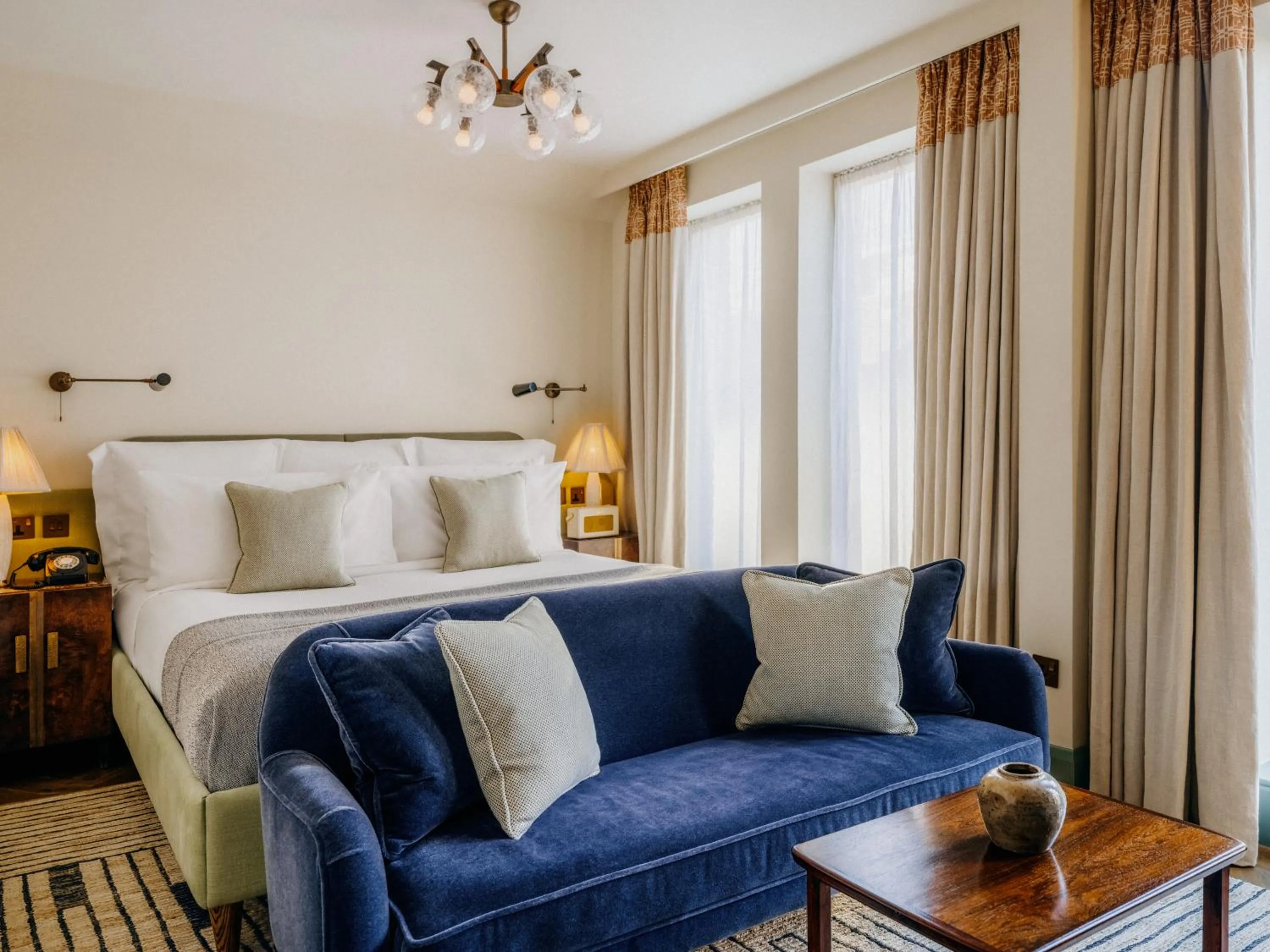 Seating area, Bed in Redchurch Townhouse