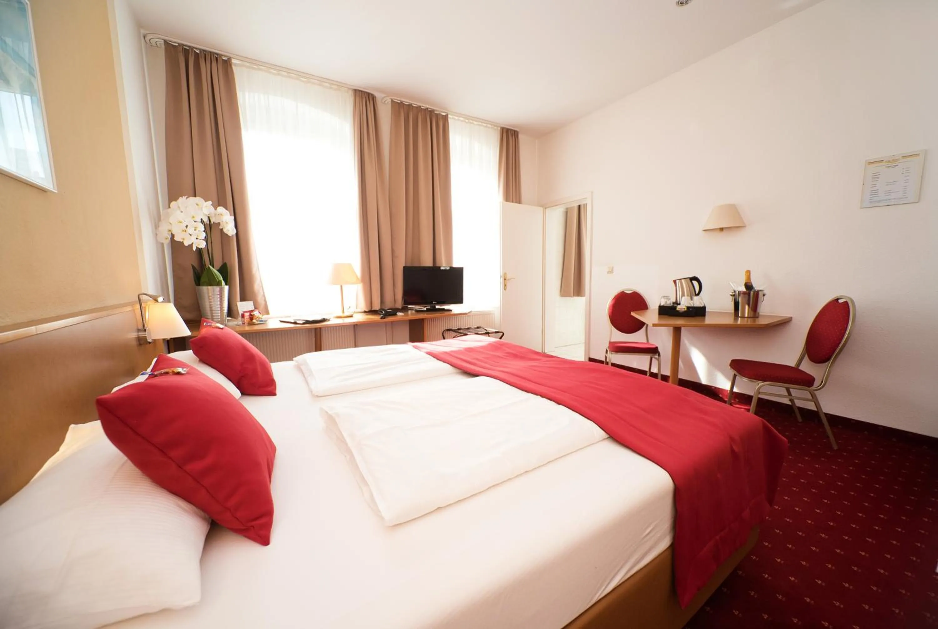 Bed in City-Hotel Am Wasserturm Halle