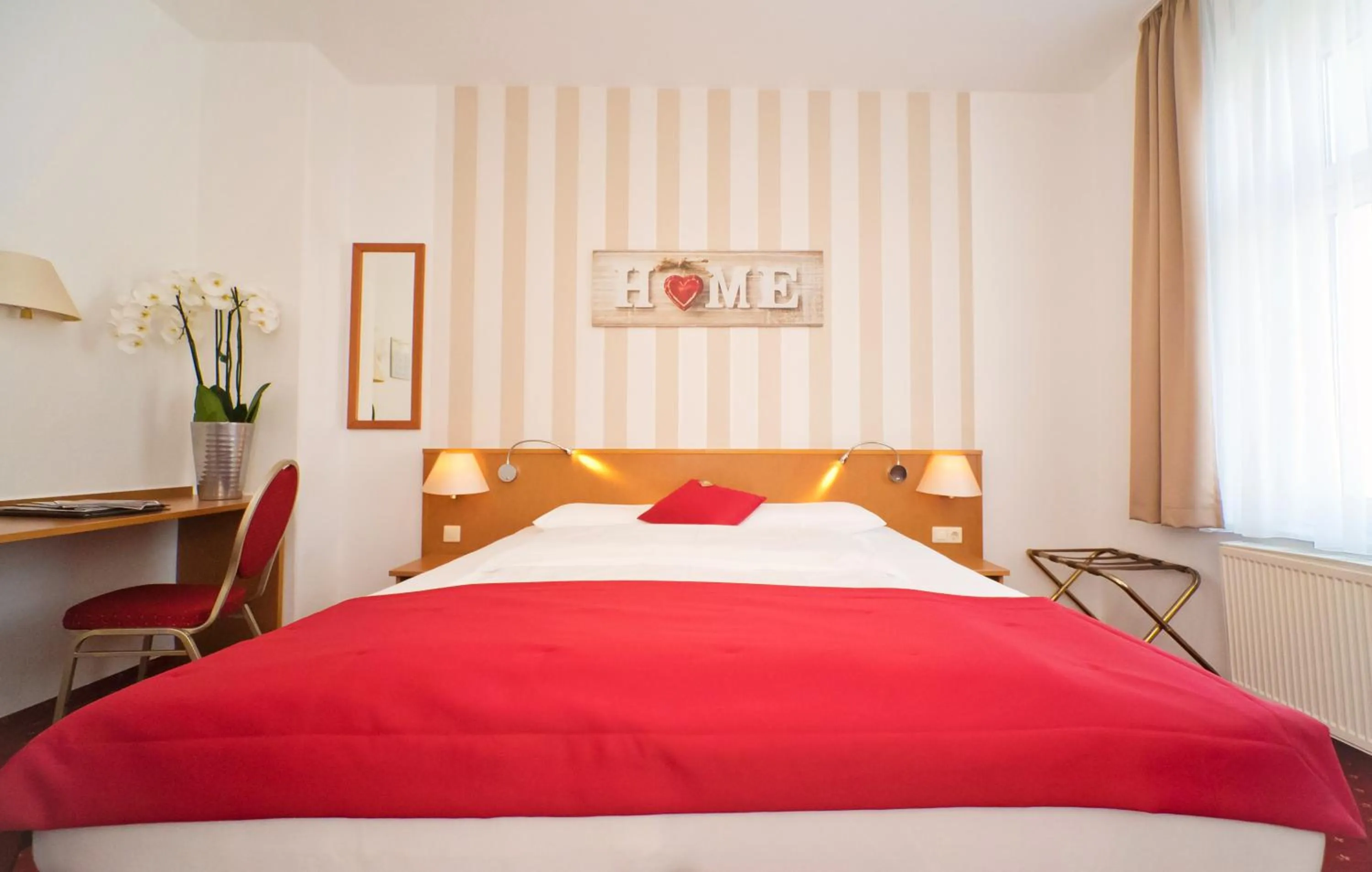 Bed in City-Hotel Am Wasserturm Halle