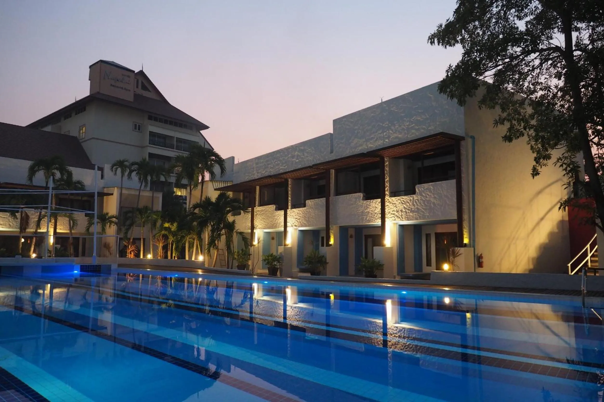 Property building in Kochira