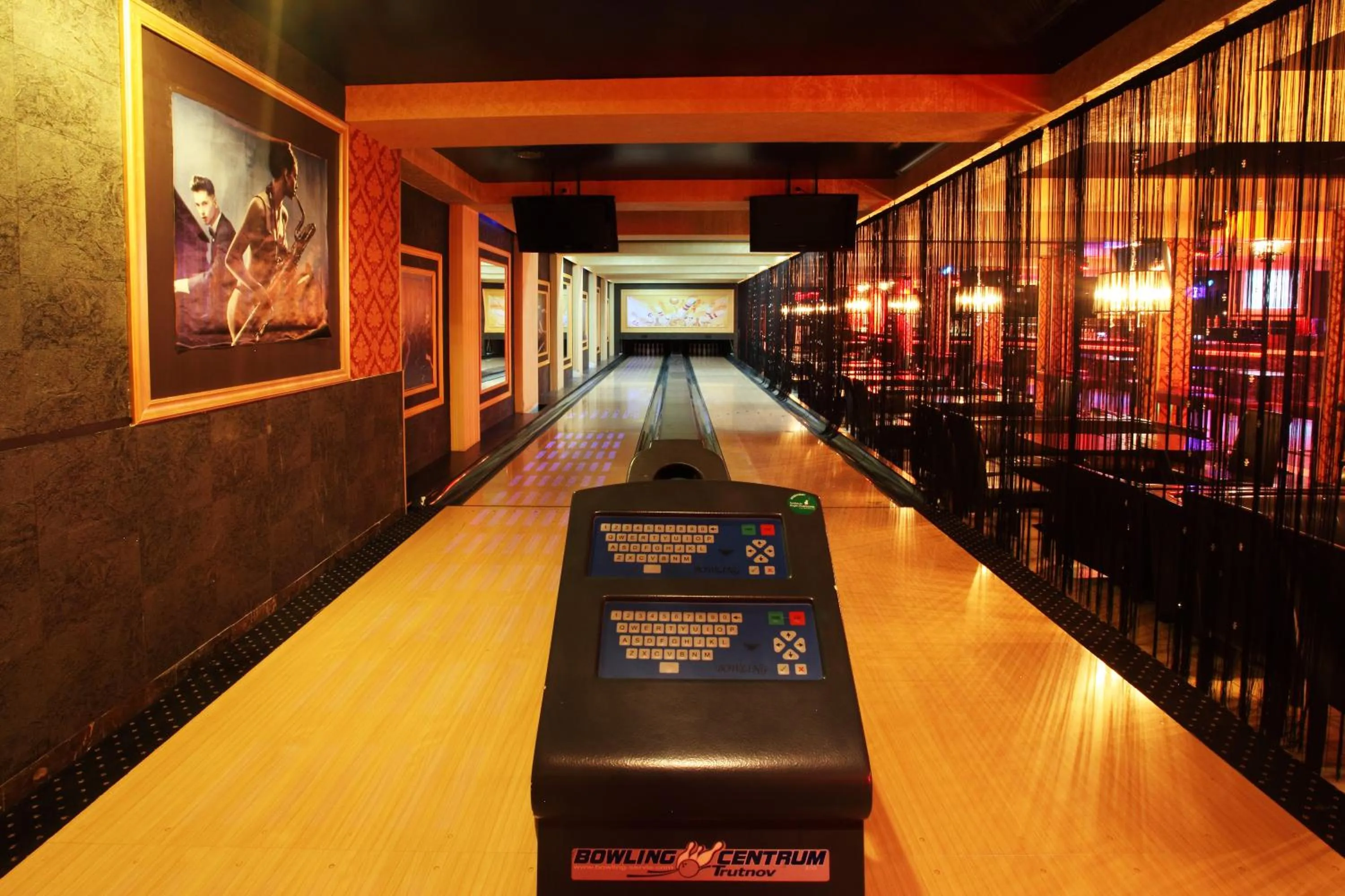 Billiard in Hotel Iskierka Business & Spa