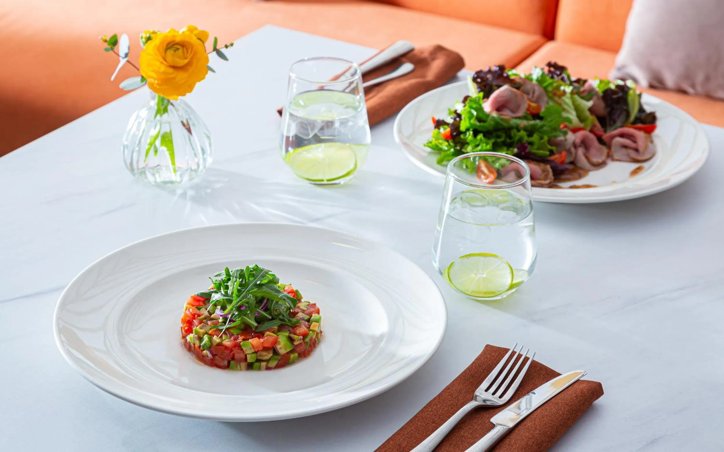 Restaurant/places to eat in DoubleTree by Hilton Shymkent