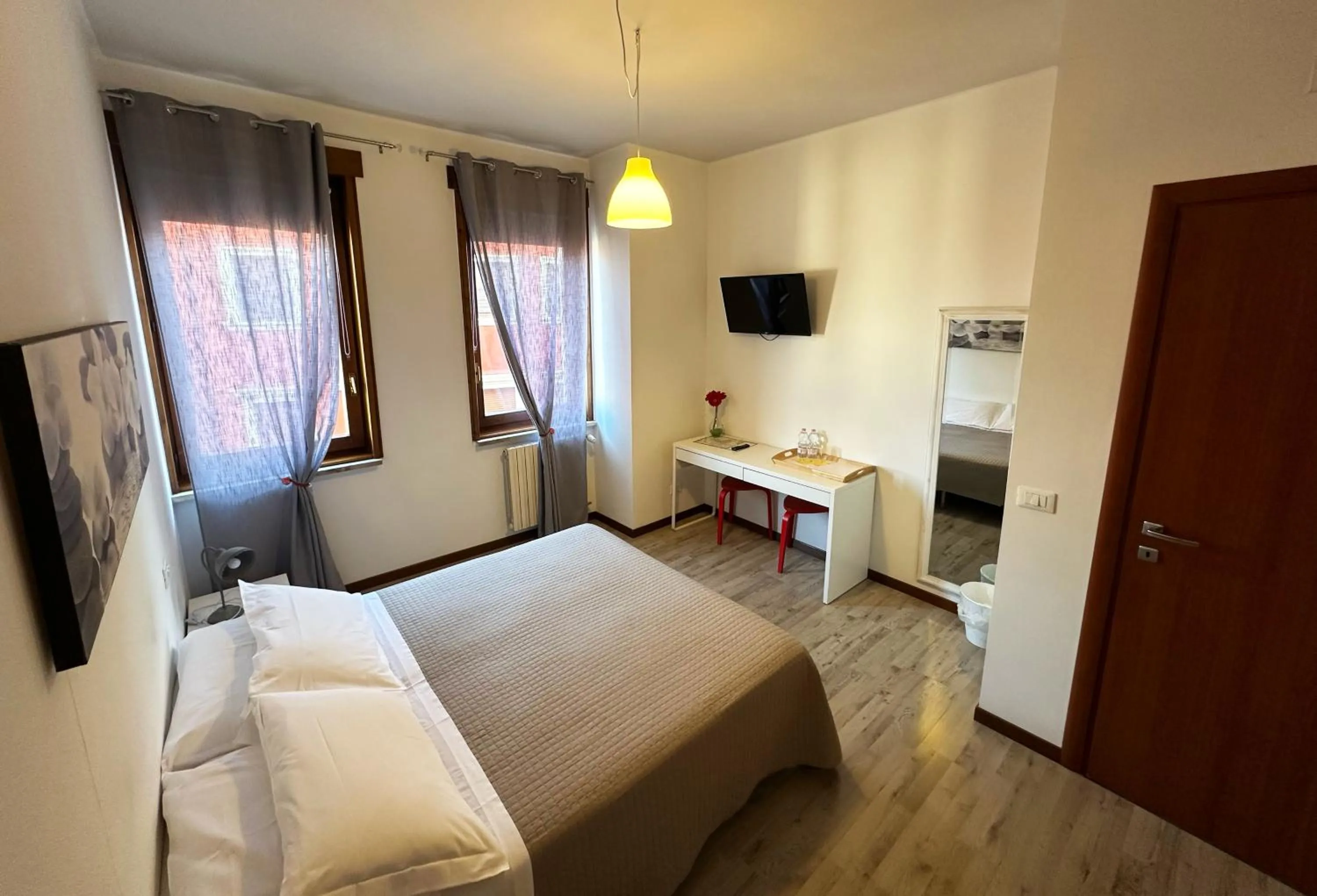 Photo of the whole room, Bed in B&B Alla Casa di Lucia