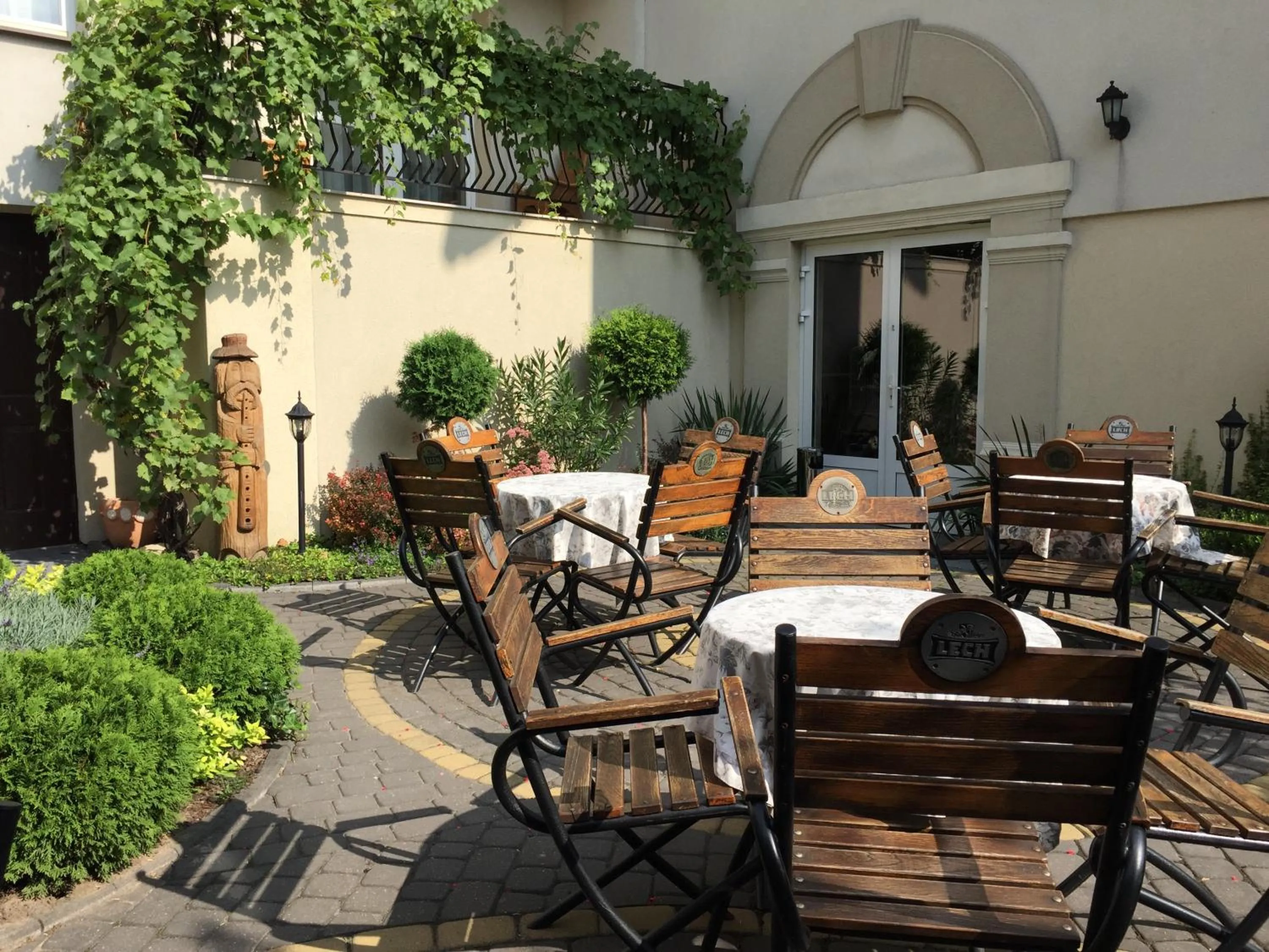 Patio in Hotel Mateo