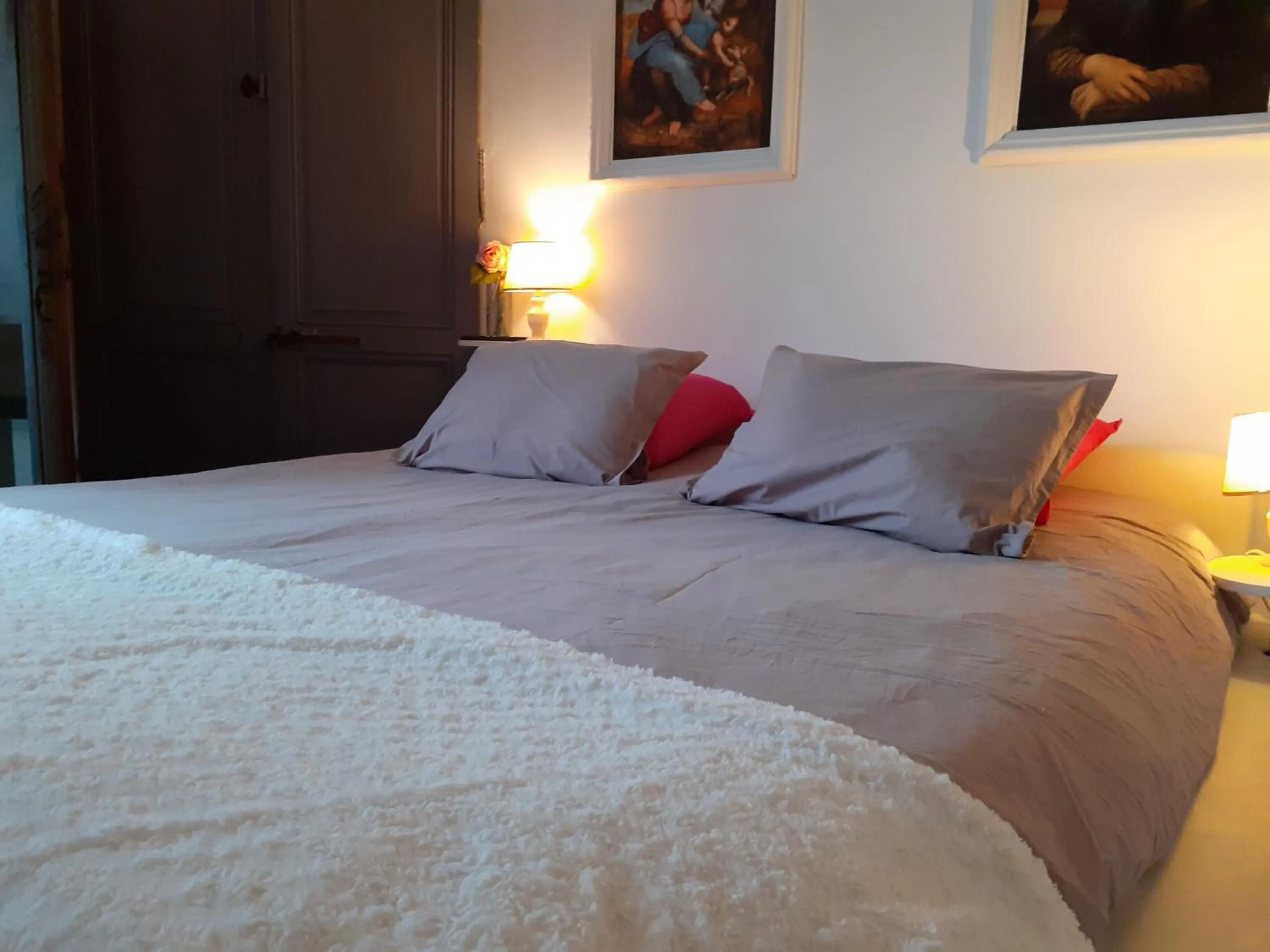 Bed in La Tour Mandot