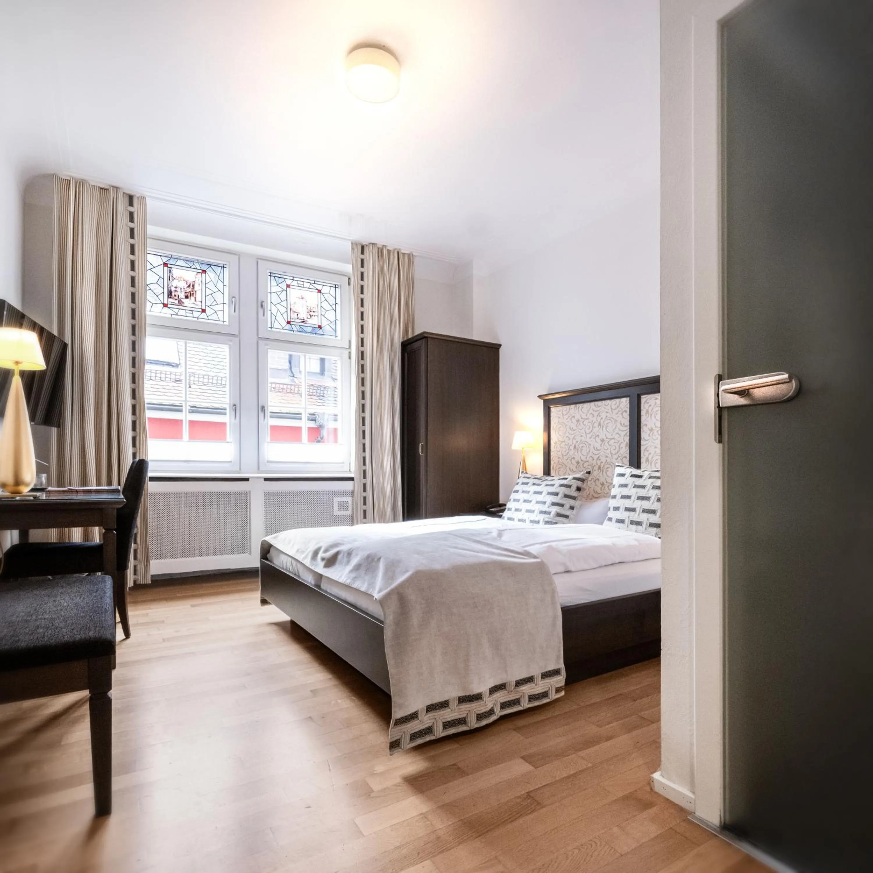 Photo of the whole room, Bed in Romantik Hotel Barbarossa