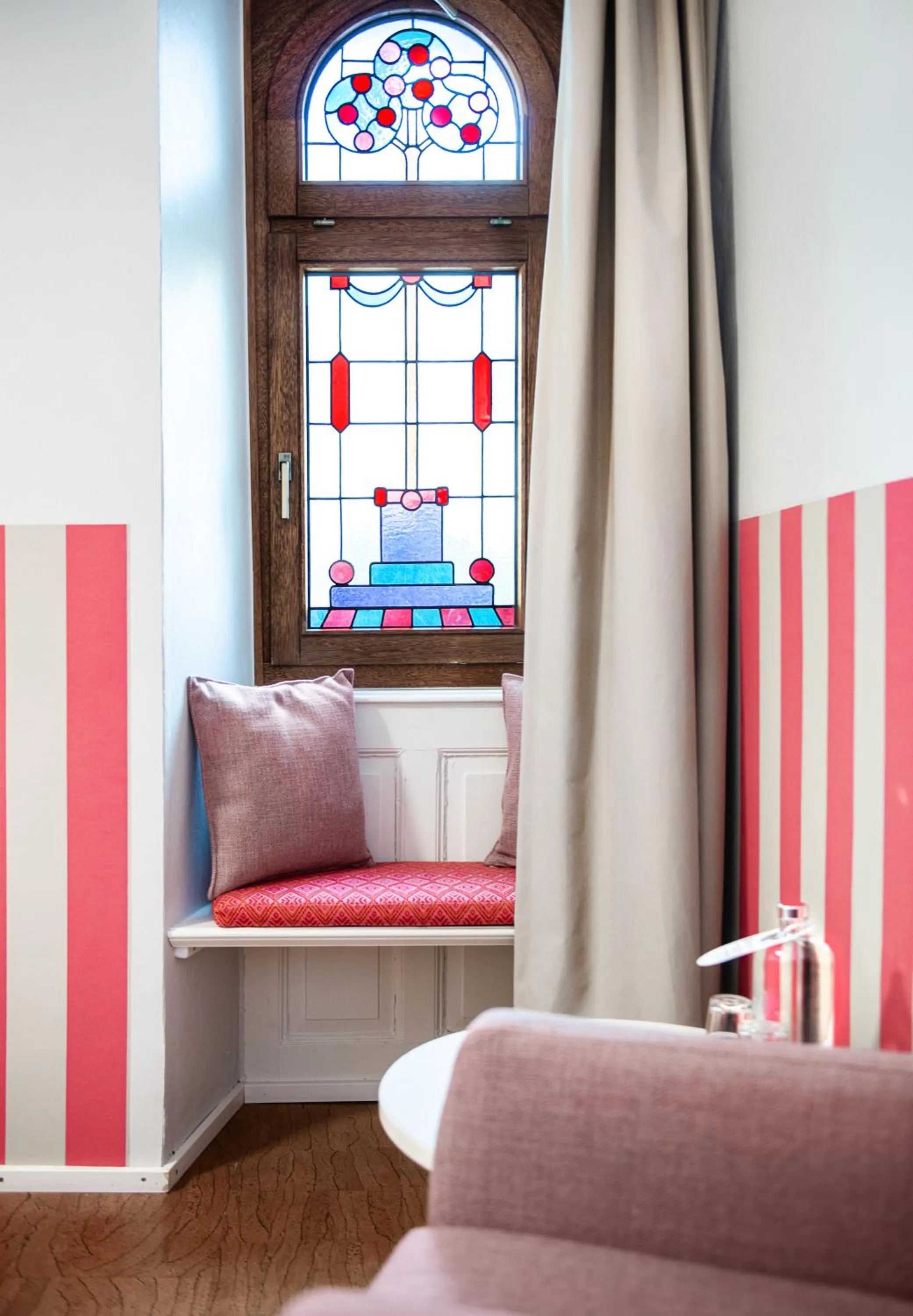 Photo of the whole room, Bed in Romantik Hotel Barbarossa