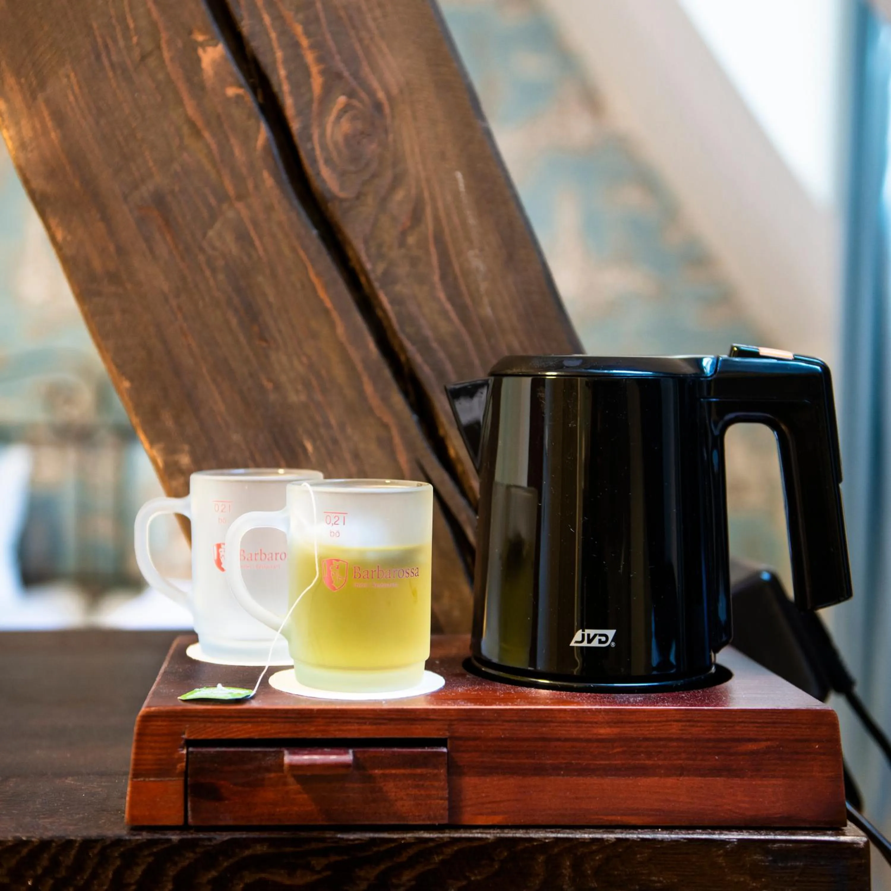 Coffee/tea facilities in Romantik Hotel Barbarossa
