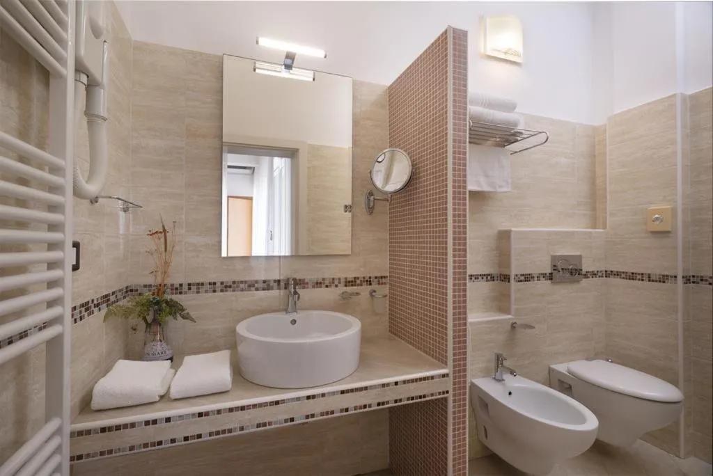 Bathroom in Hotel Elios