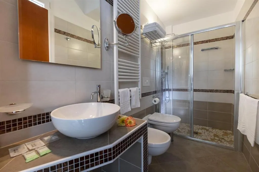 Bathroom in Hotel Elios