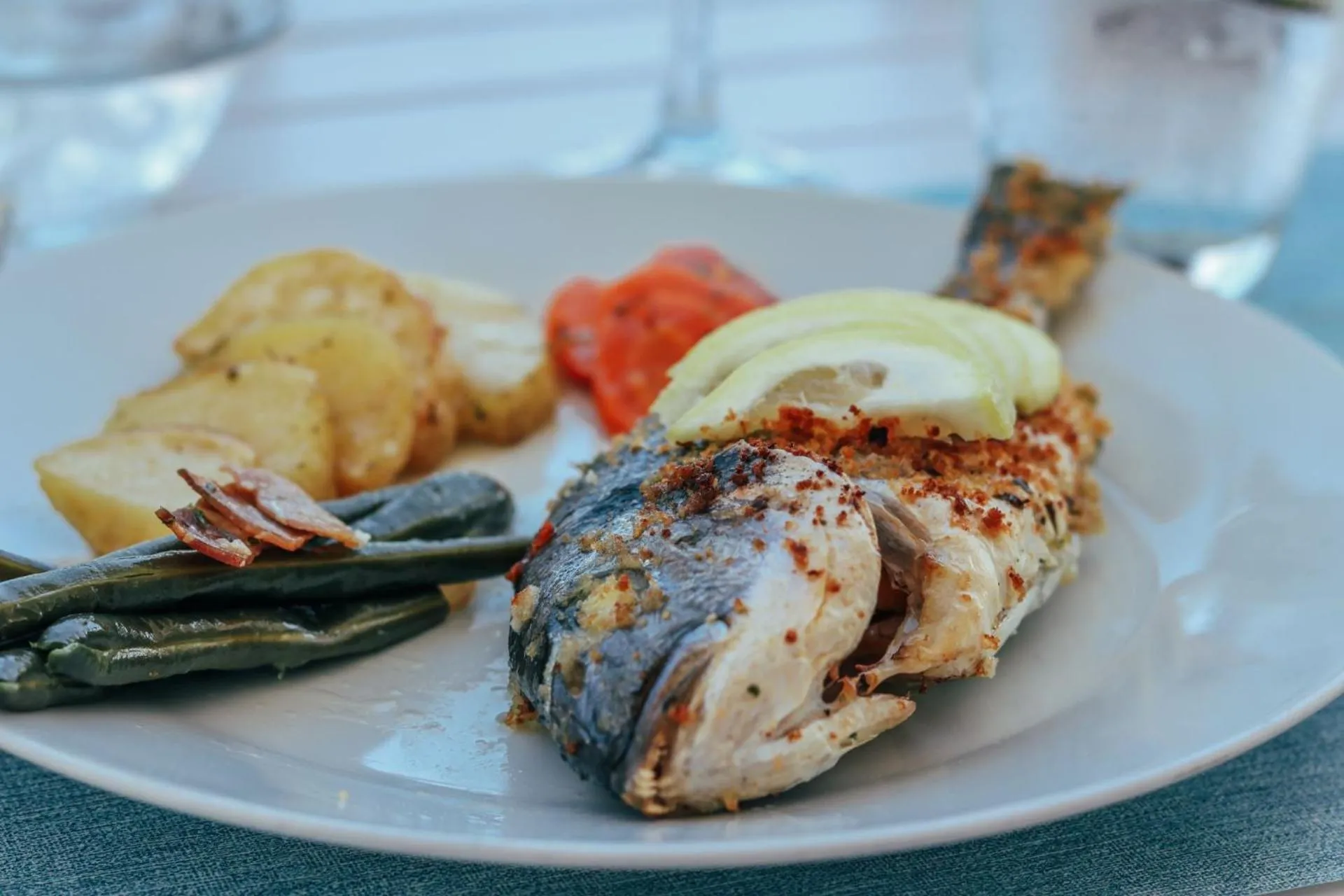 Food and drinks in Hotel Elios