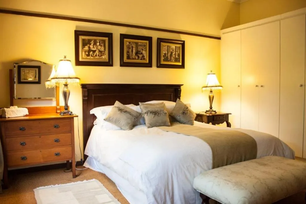 Bed in Brooks Cottage