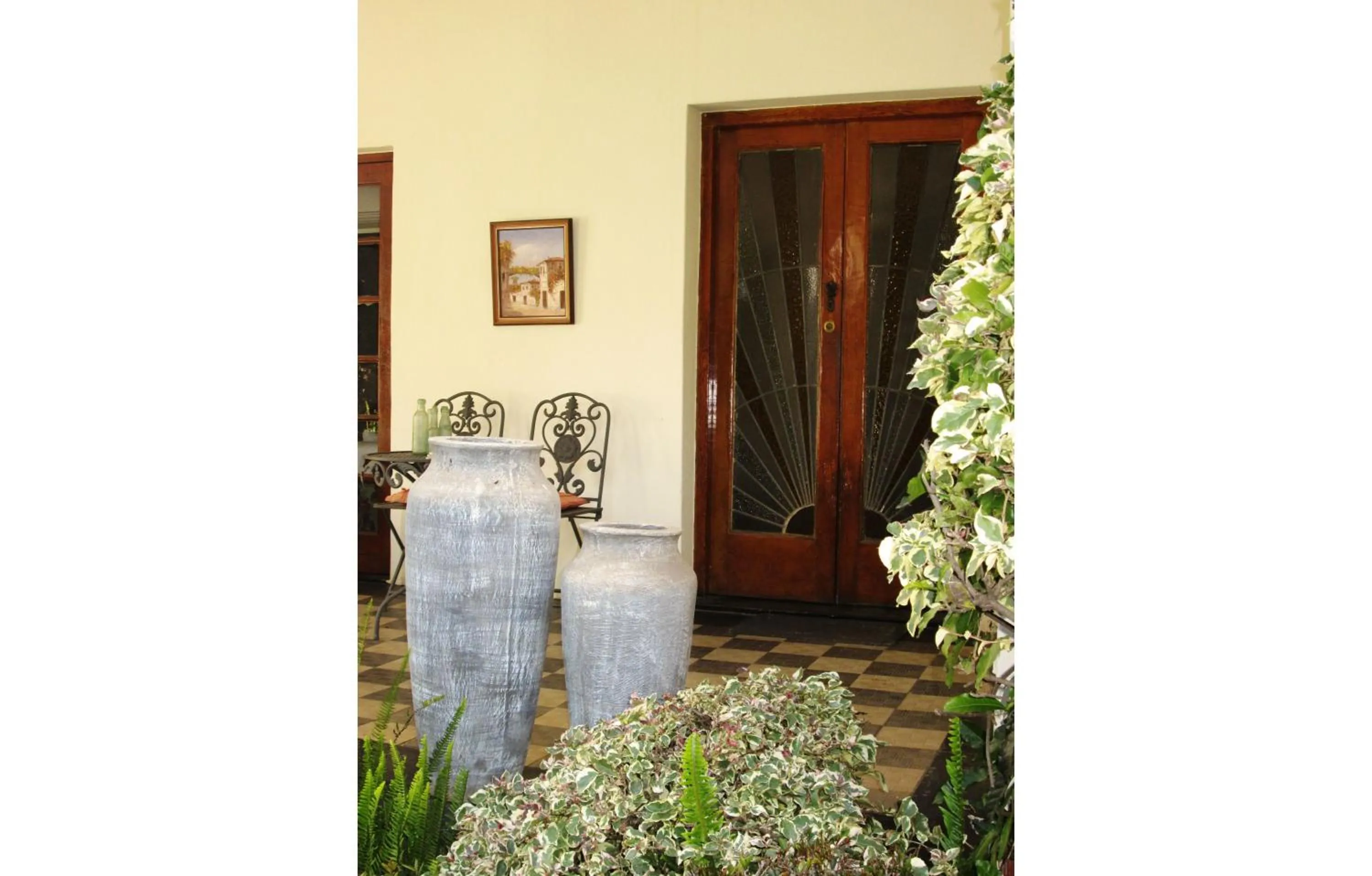 Facade/entrance in Brooks Cottage