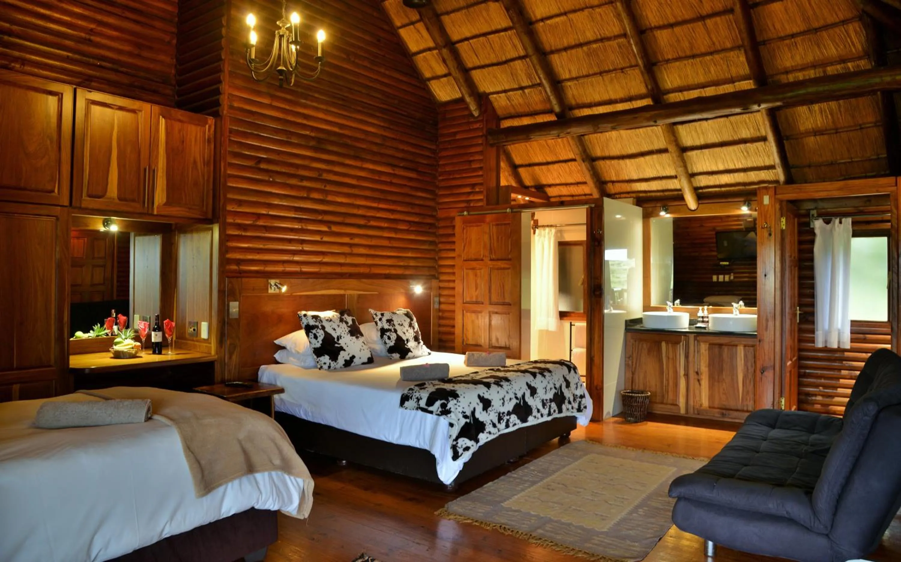 Bed in Elephant Walk Retreat