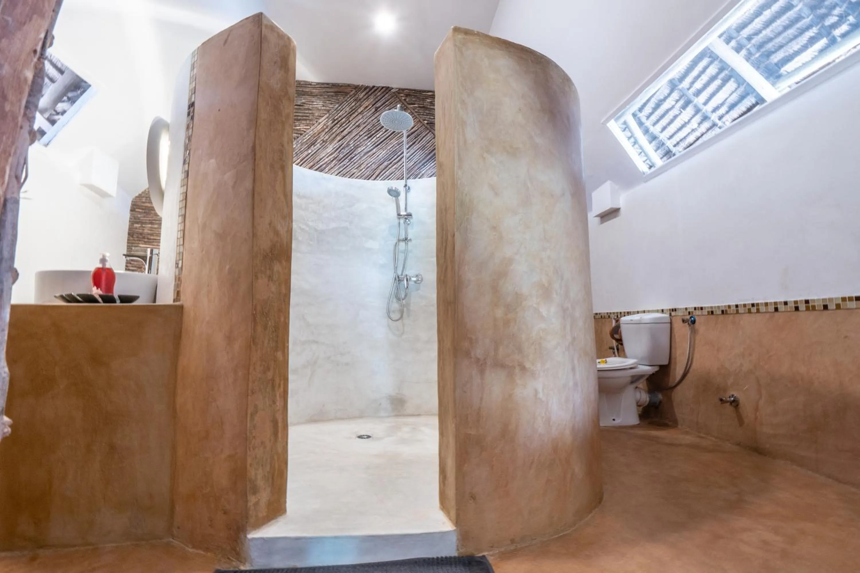 Shower in Joya Boutique Hotel