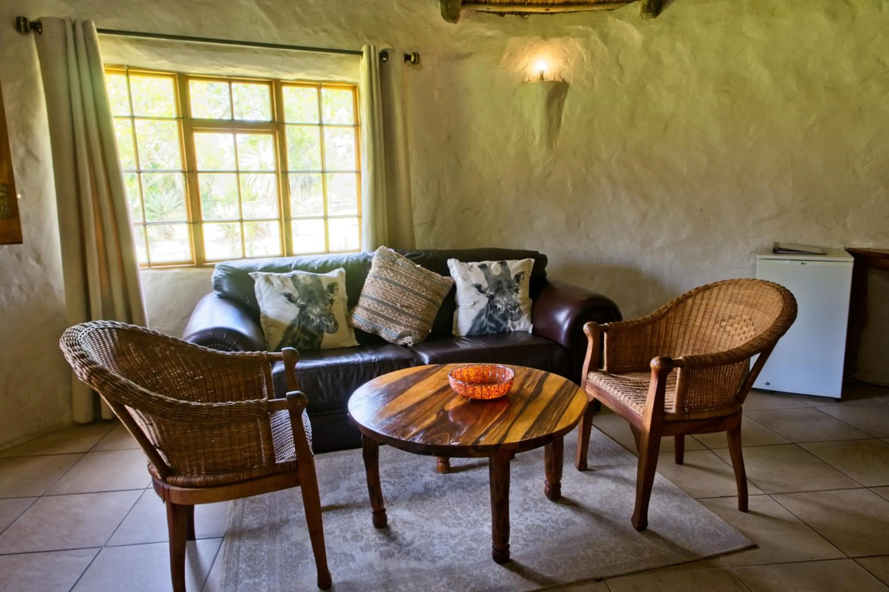 Living room in Chrislin African Lodge