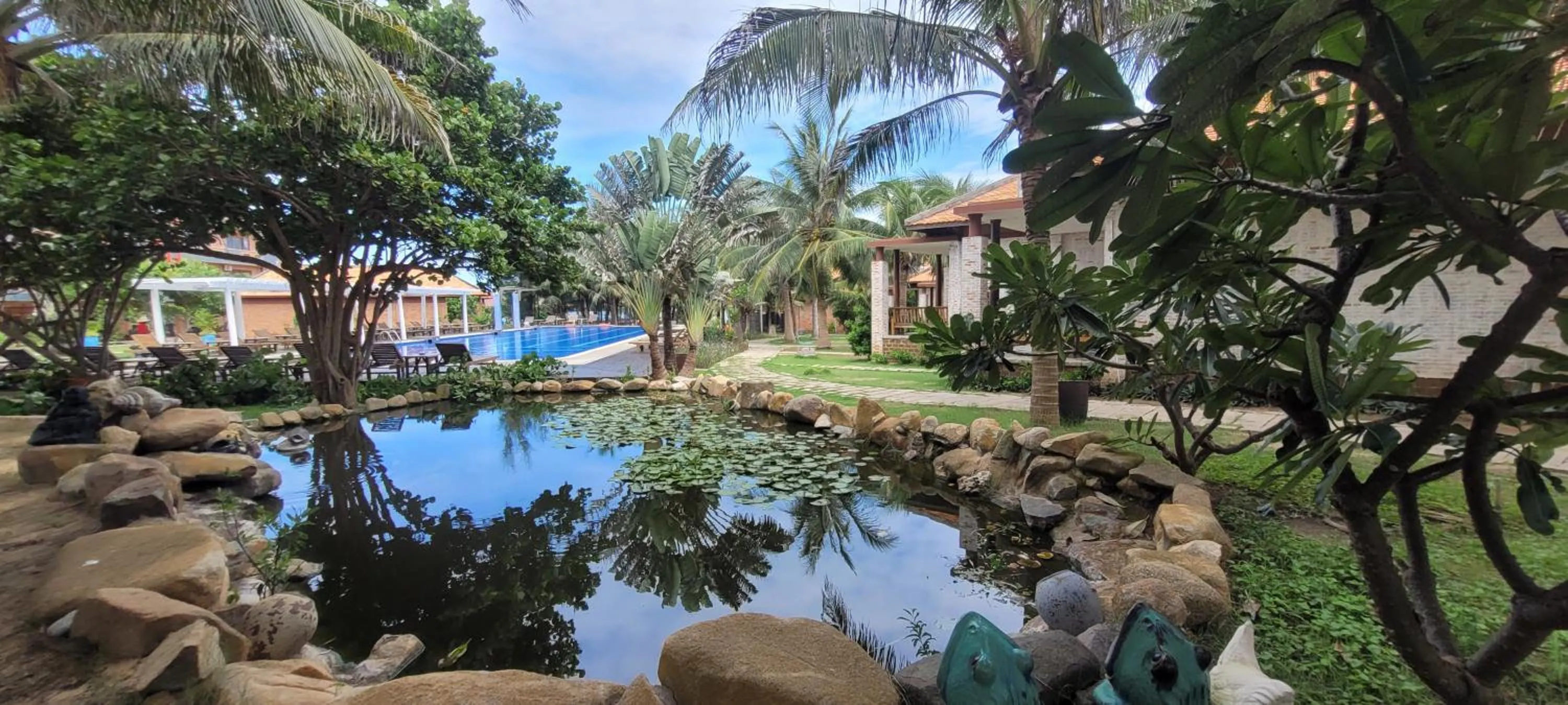 Garden view in Blue Shell Resort