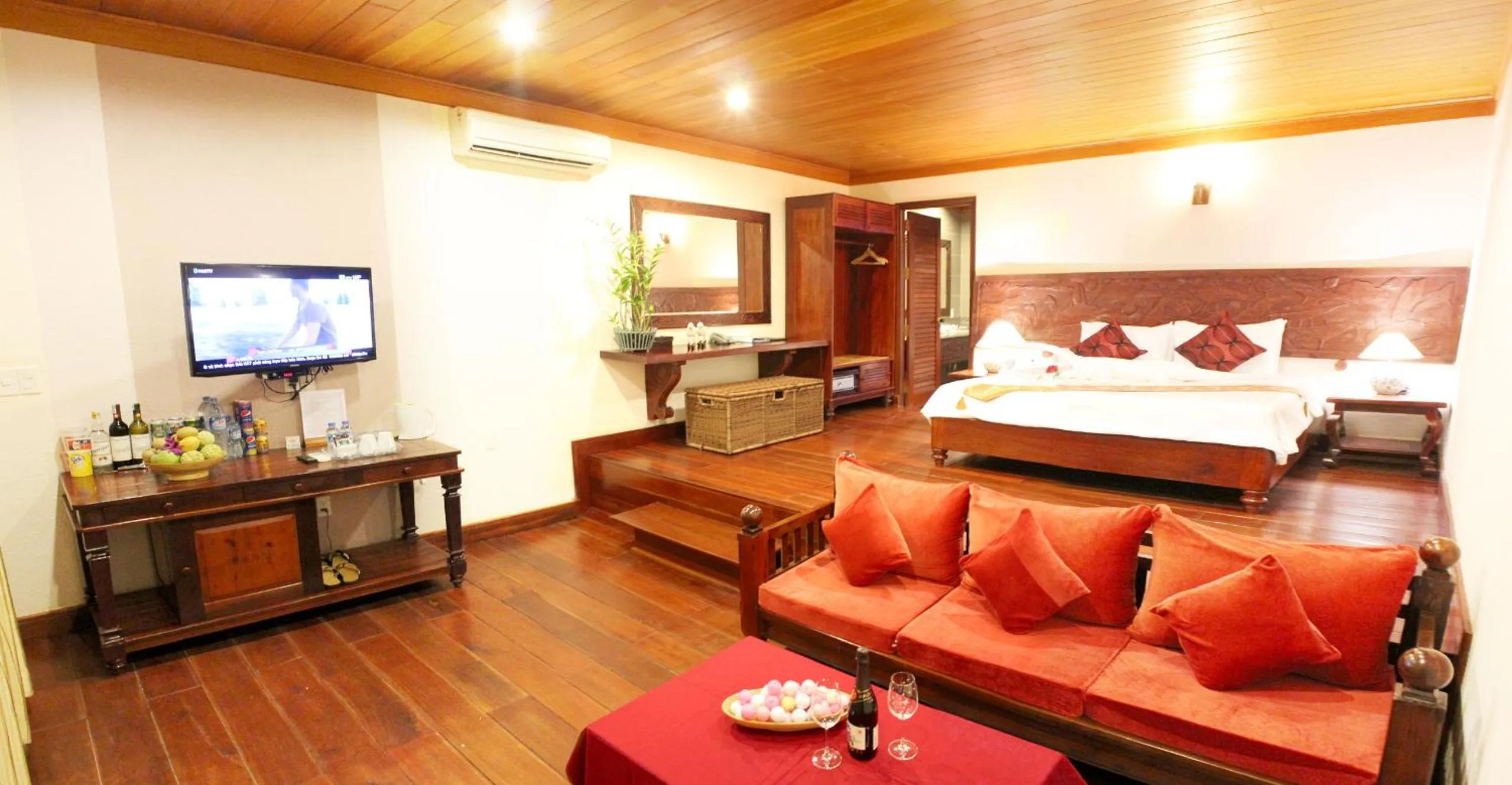 Bedroom, Bed in Blue Shell Resort