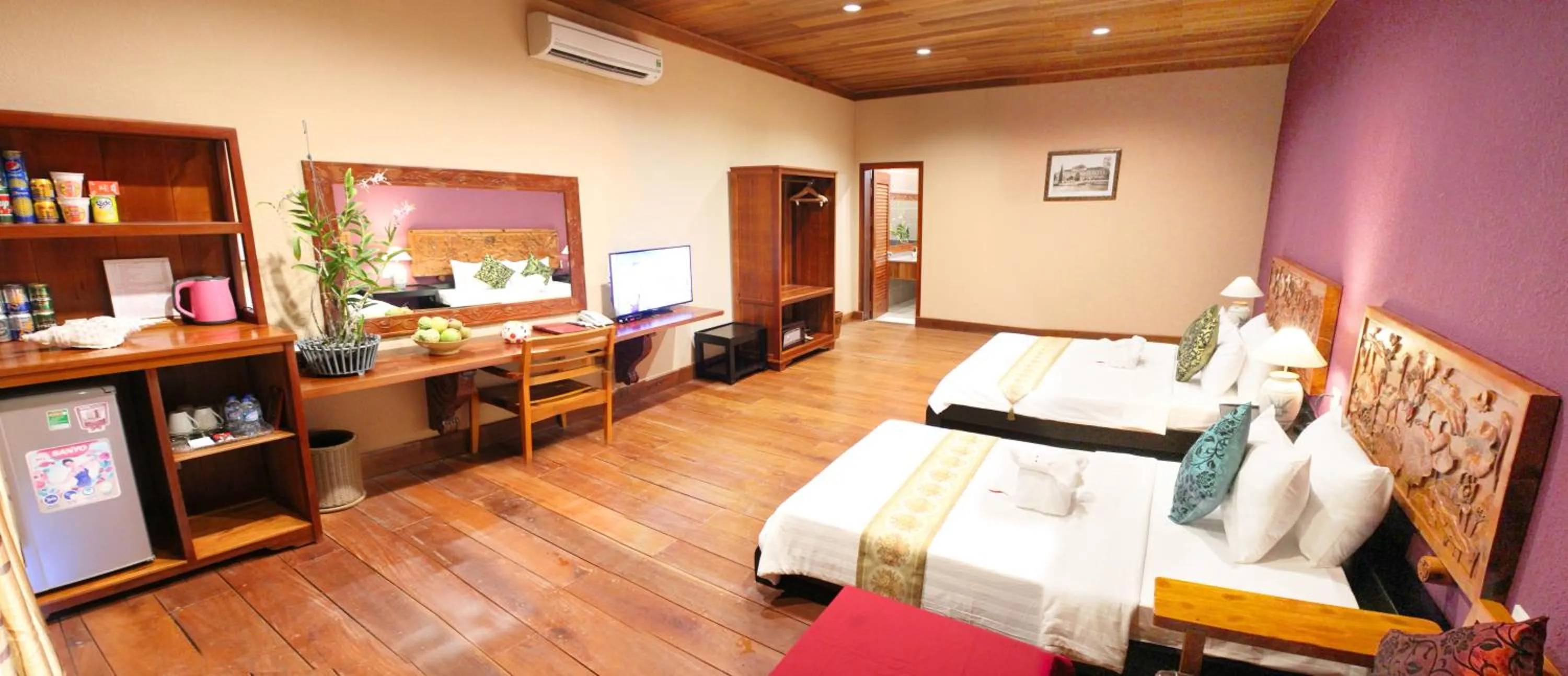 Bedroom, Bed in Blue Shell Resort