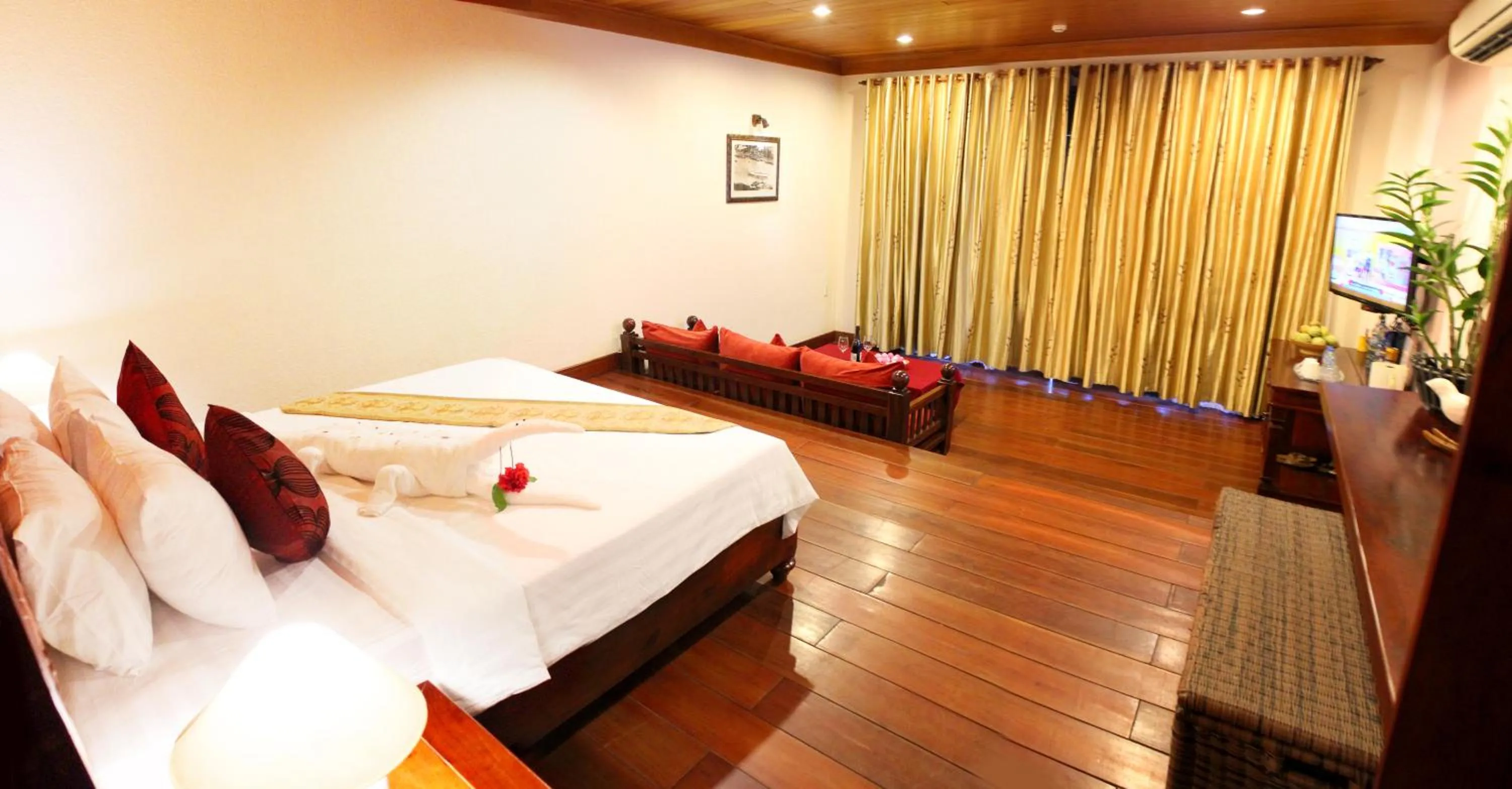 Bedroom, Bed in Blue Shell Resort