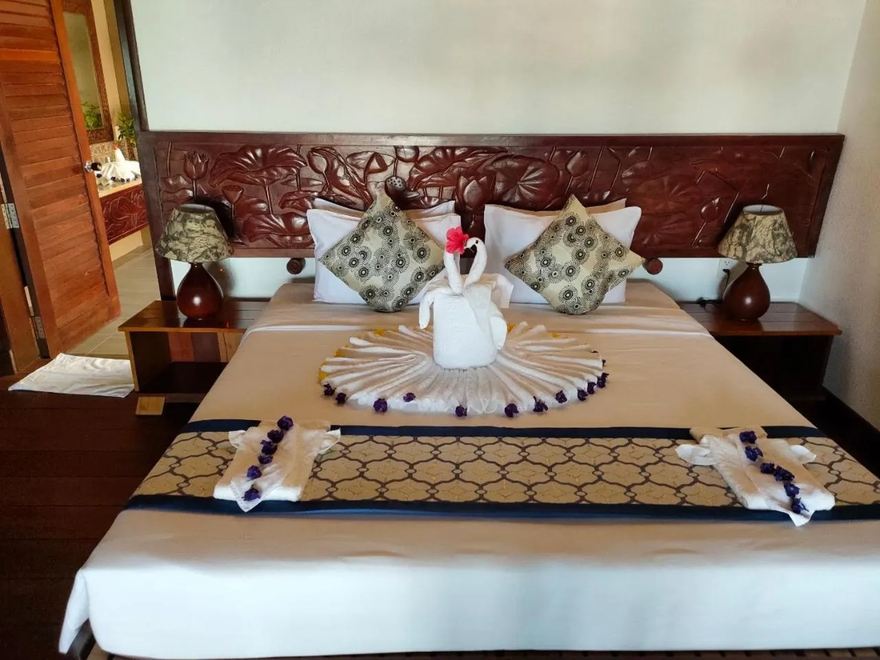 Bedroom, Bed in Blue Shell Resort