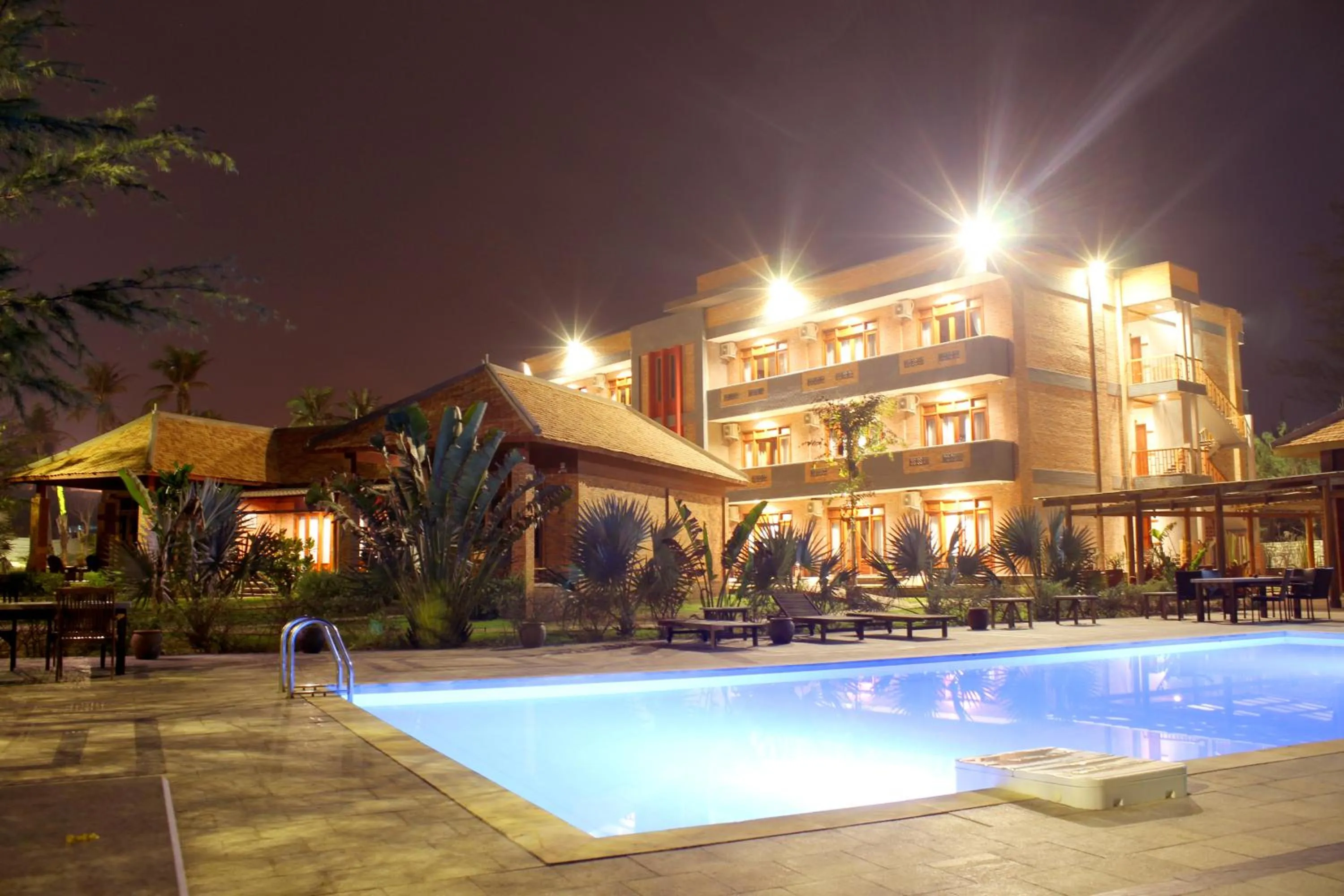 Property building in Blue Shell Resort