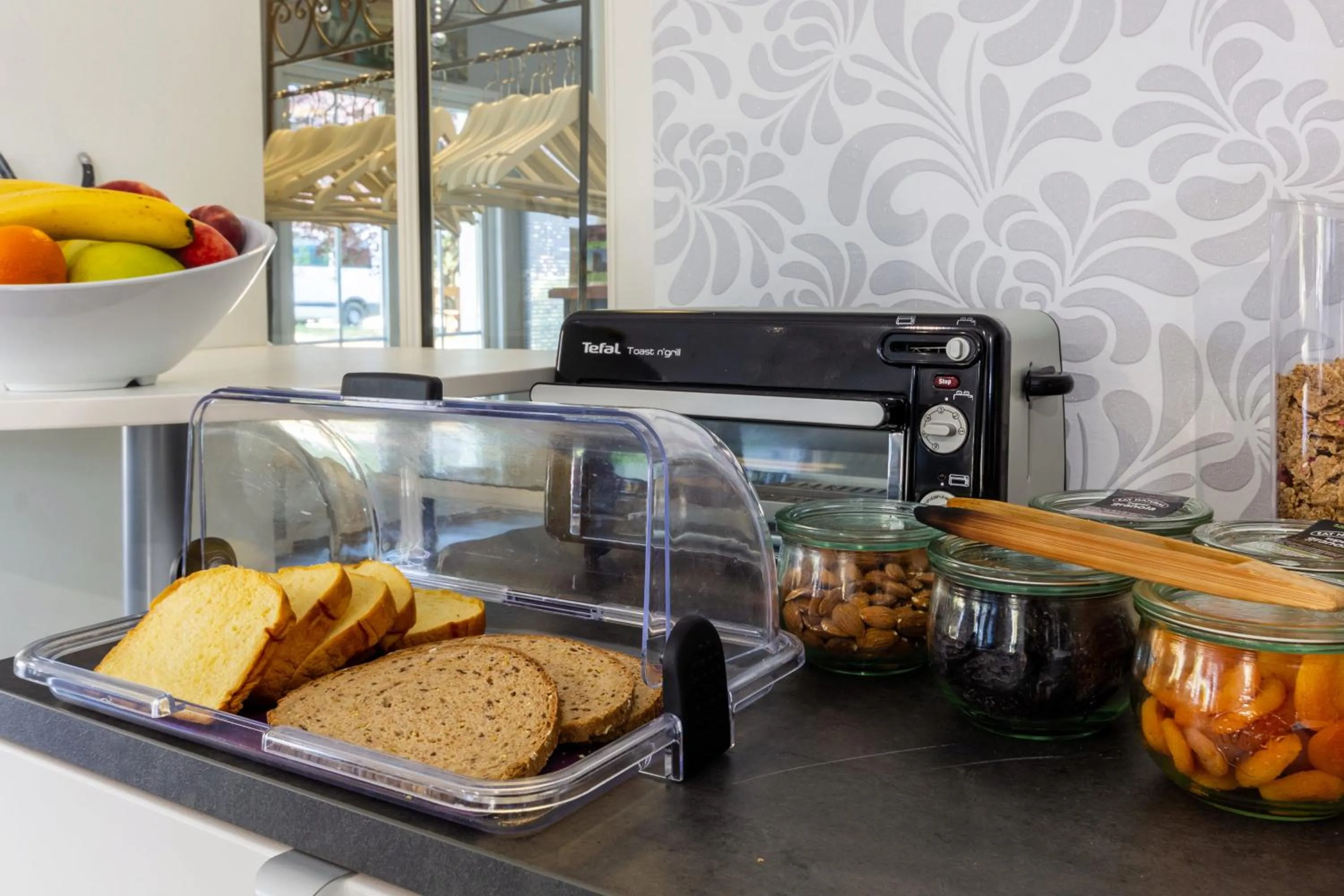 Food and drinks in Hôtel HAPY