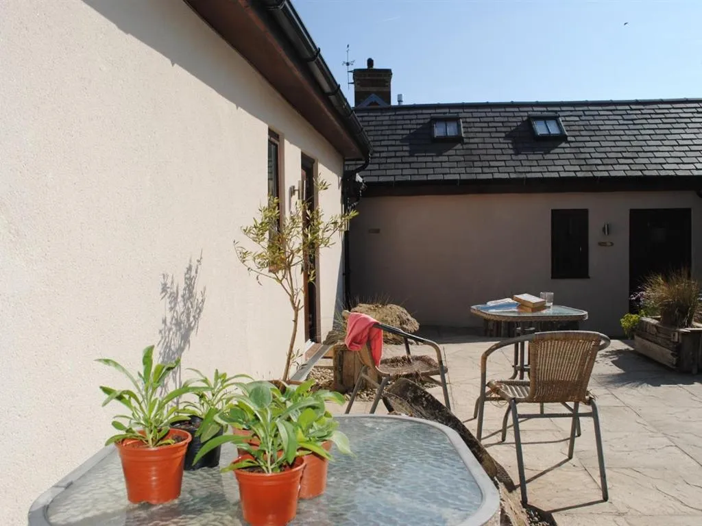 Property building in Blas Gwyr