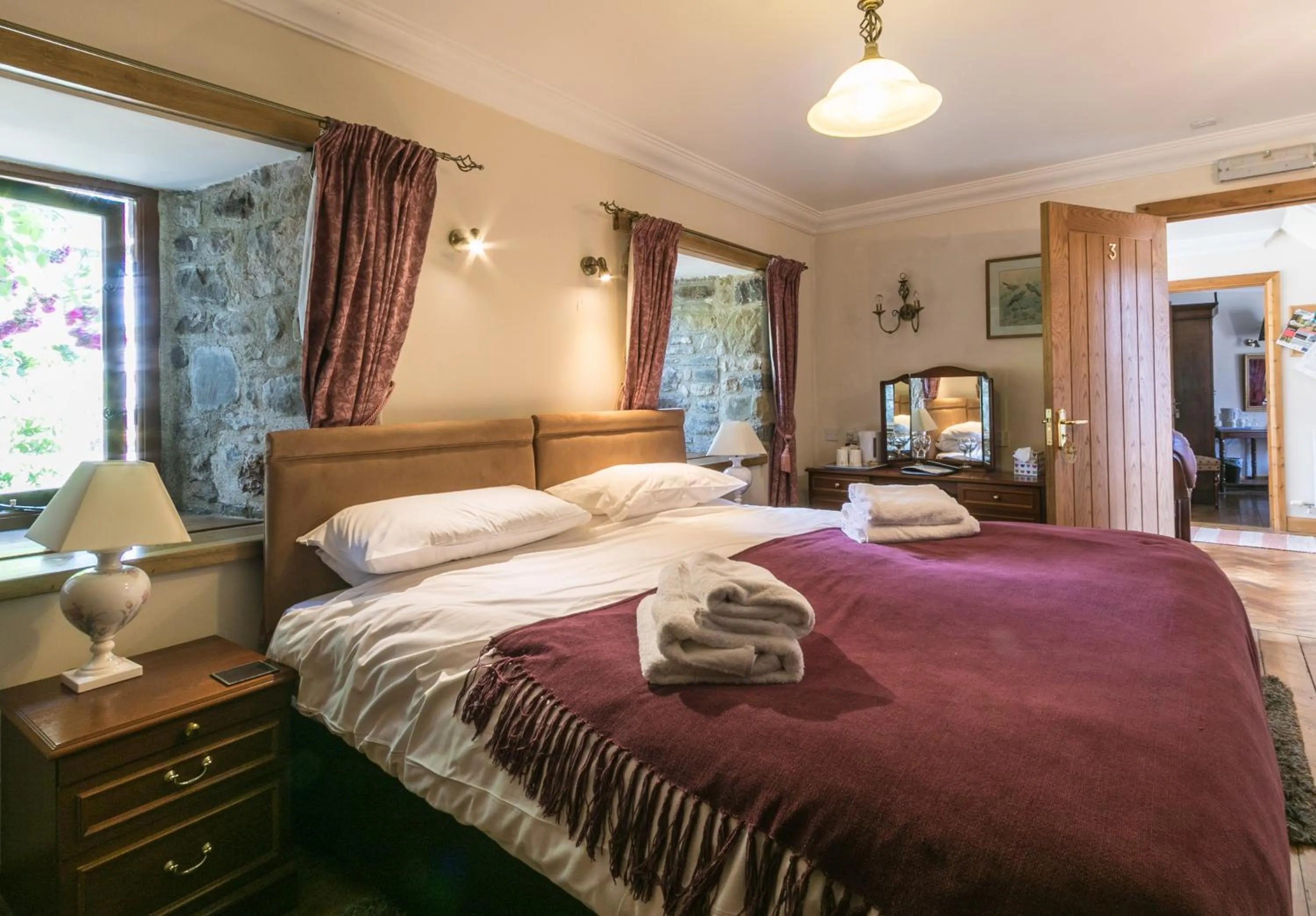 Bedroom, Bed in The Barn B&B