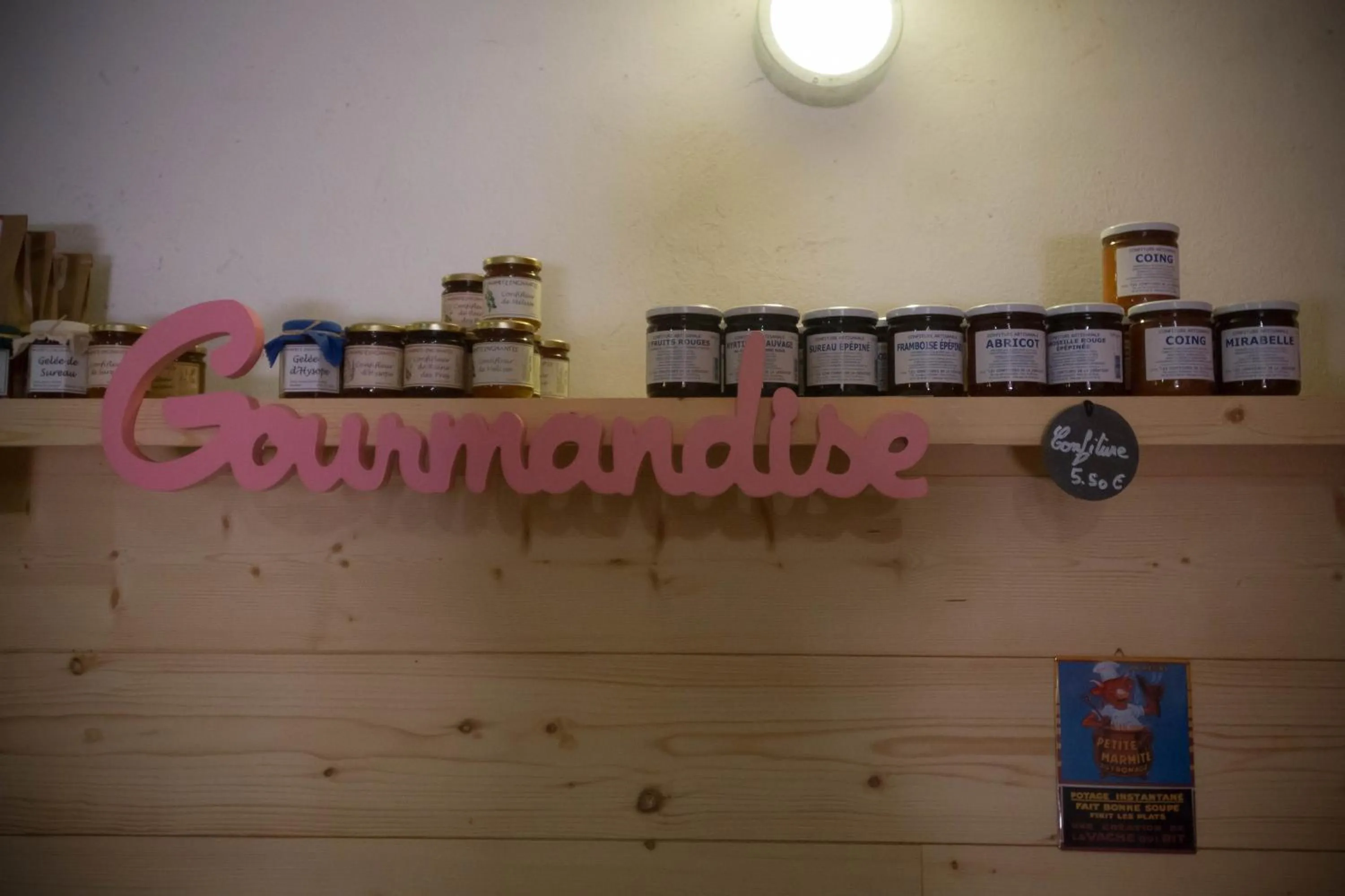 On-site shops in Le Bonheur dans le Pré