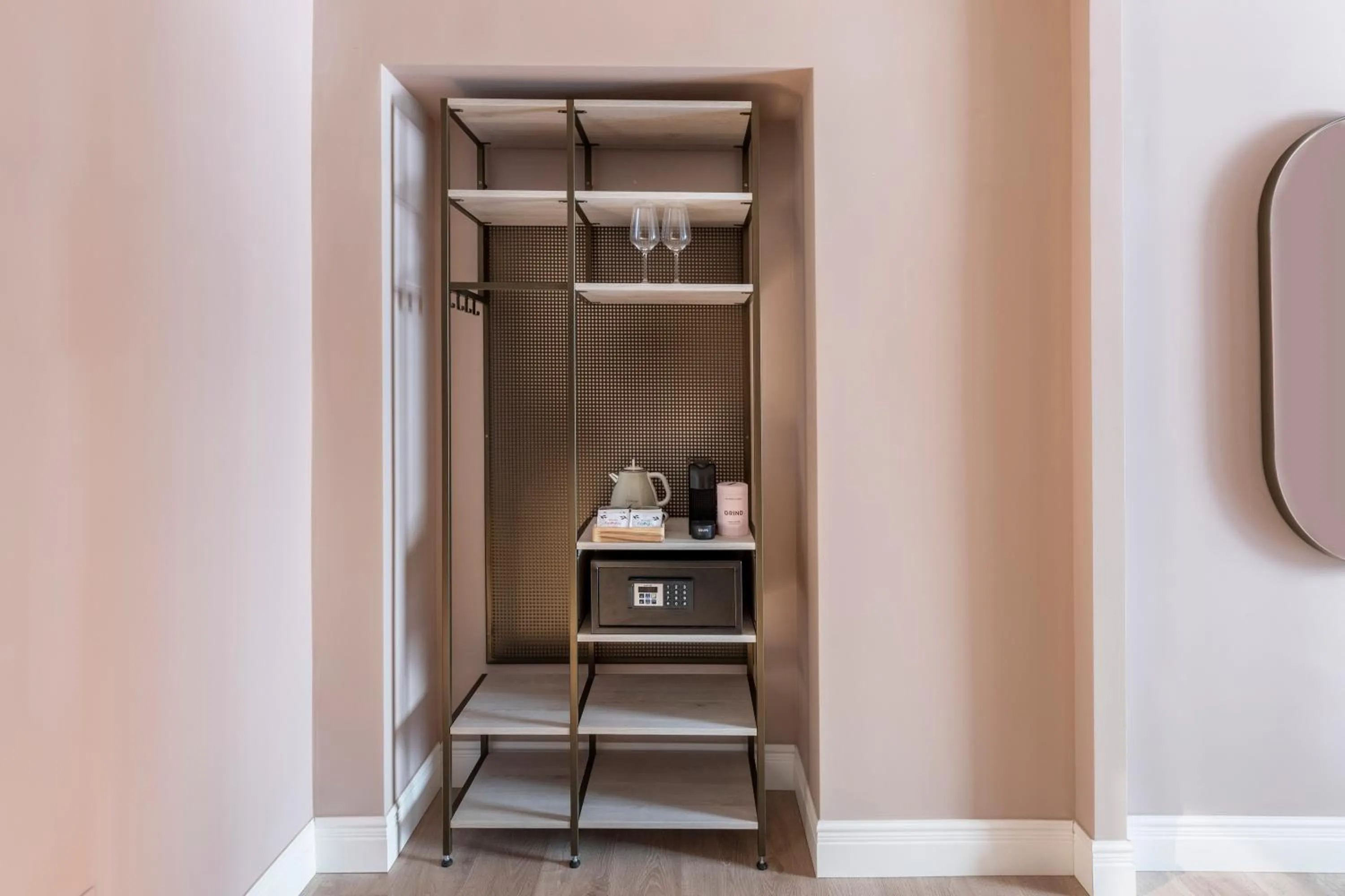 Coffee/tea facilities in Numa Rome Linea