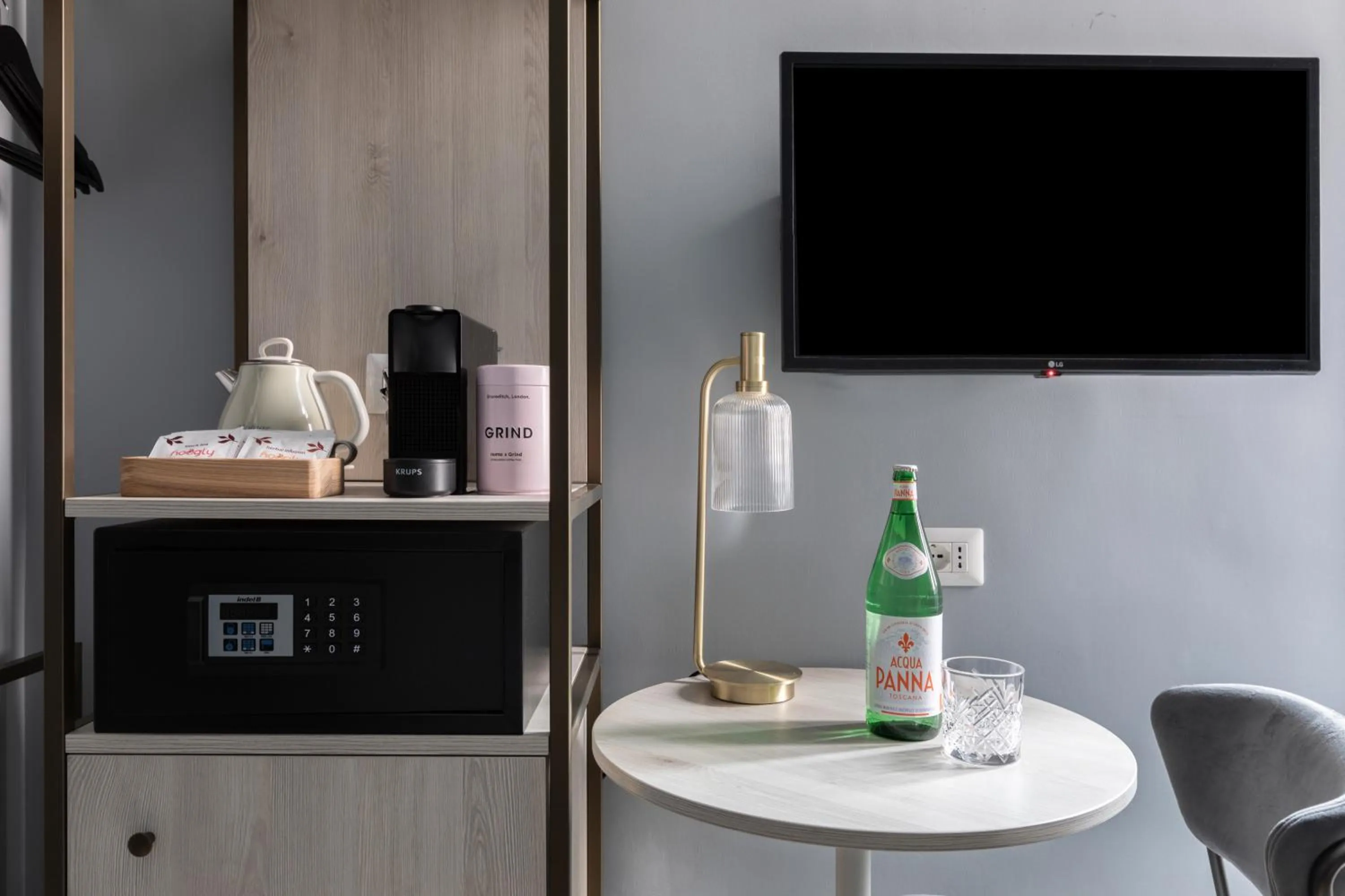 Coffee/tea facilities in Numa Rome Linea