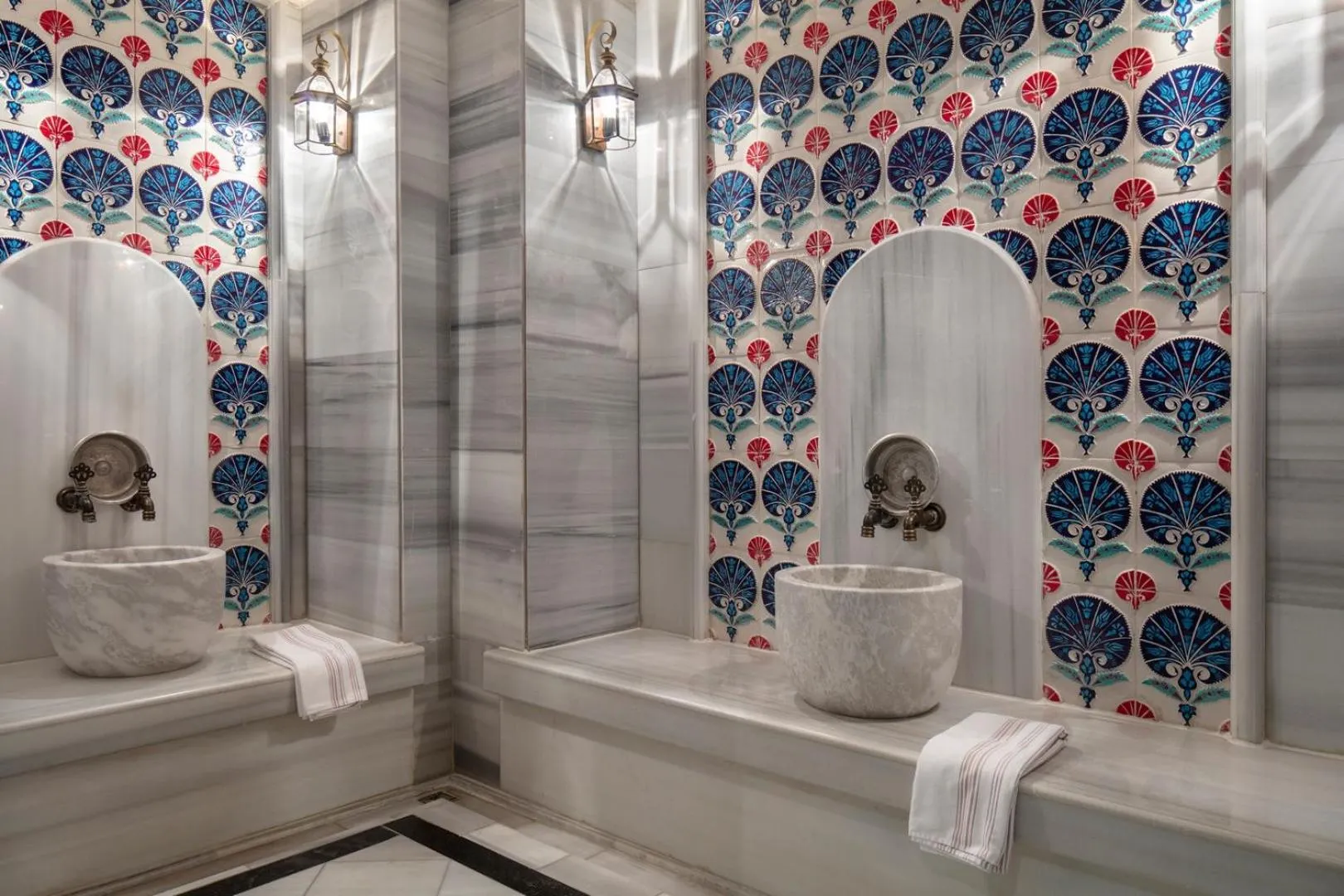 Public Bath in Ela Excellence Resort Belek