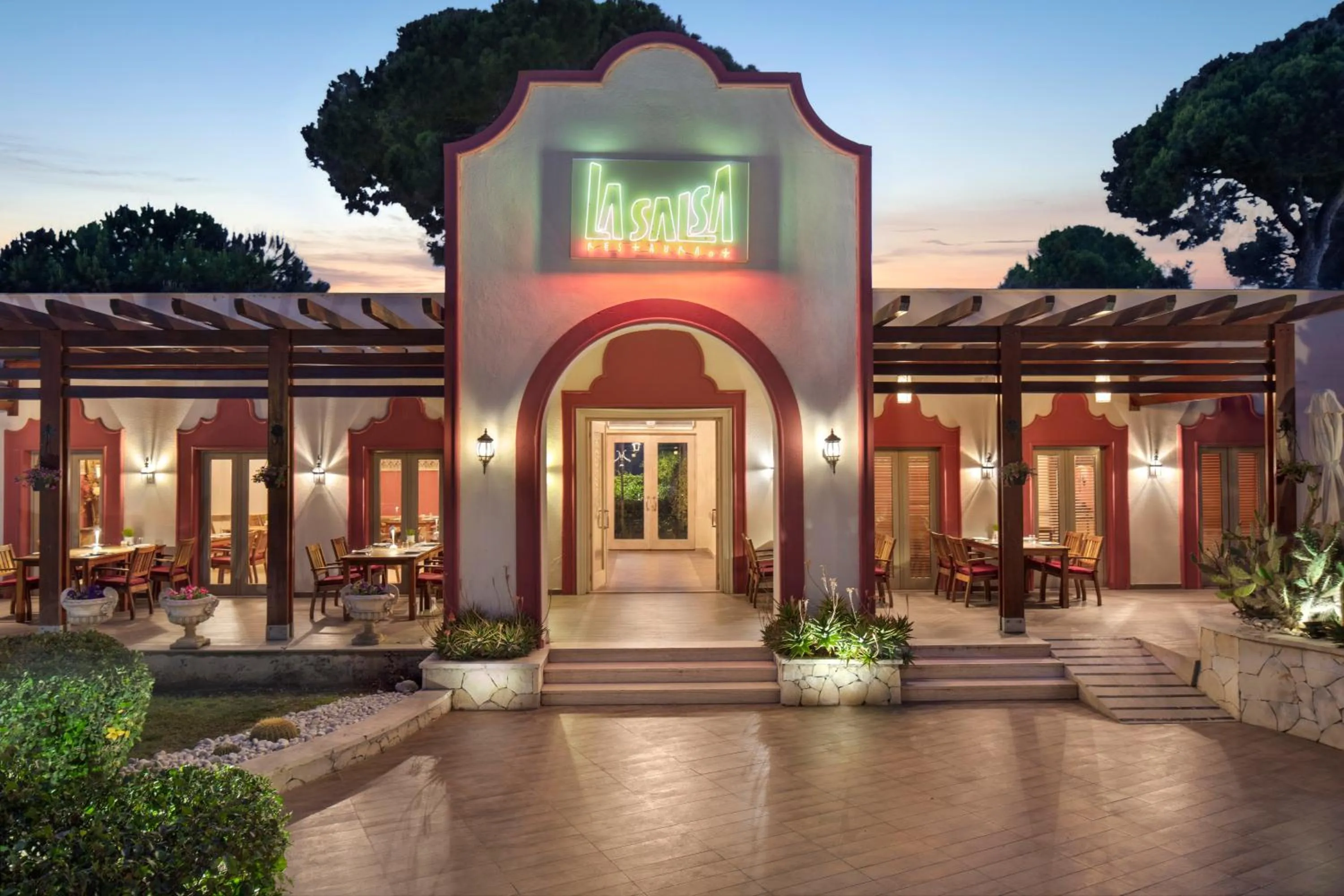 Restaurant/places to eat, Property Building in Ela Quality Resort Belek - Kids Concept