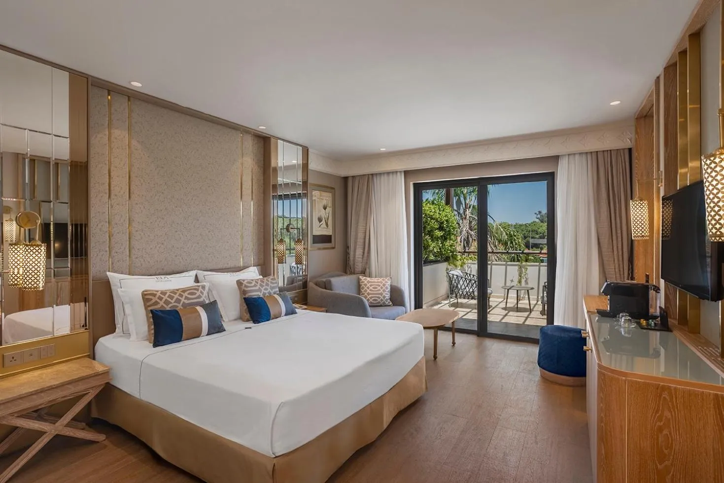 Bed in Ela Excellence Resort Belek