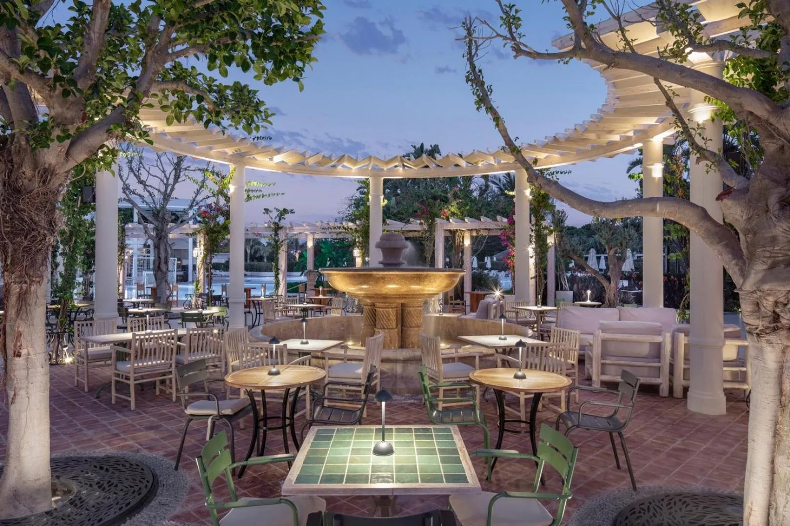 Inner courtyard view in Ela Excellence Resort Belek