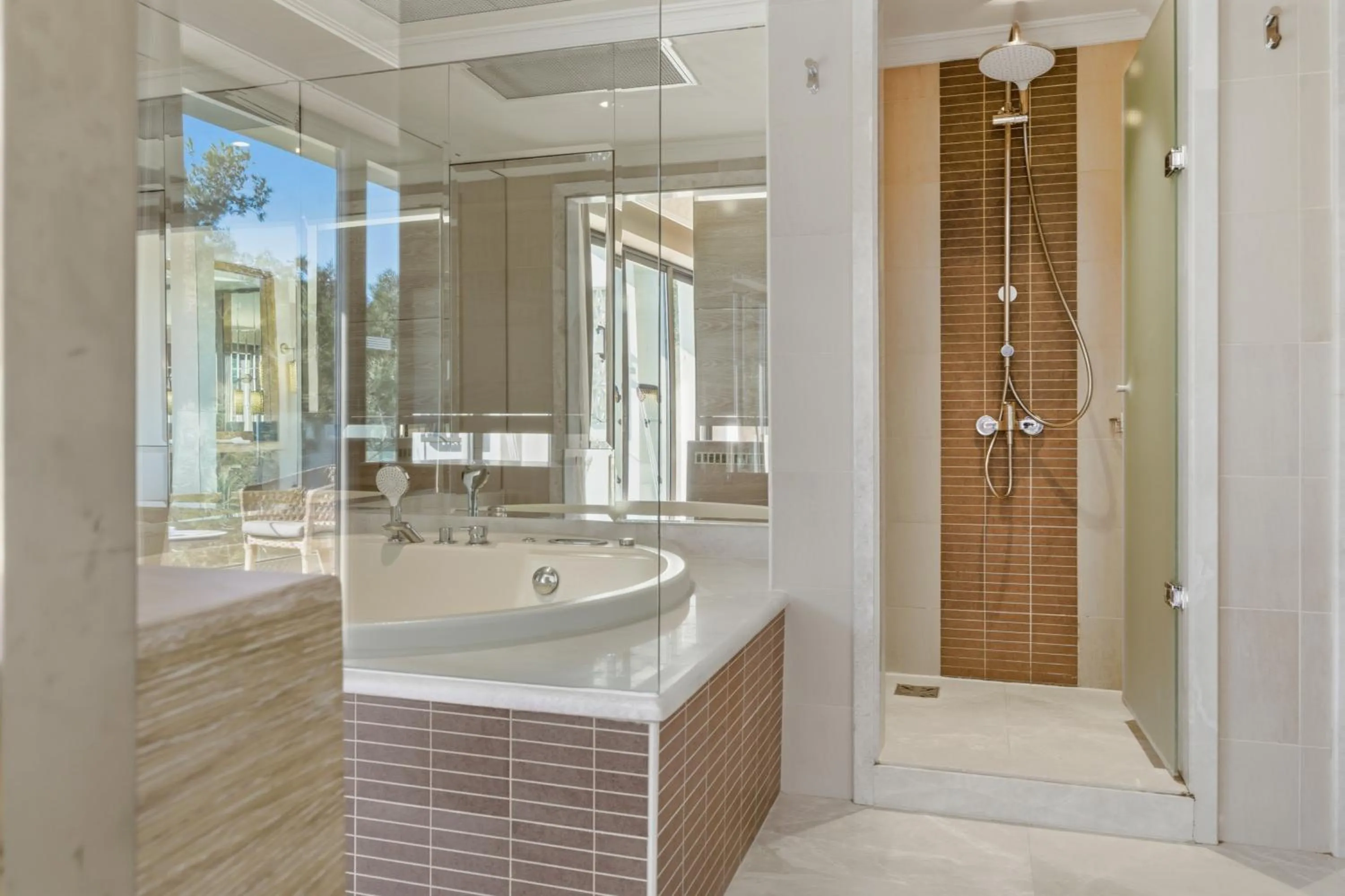 Shower in Ela Excellence Resort Belek